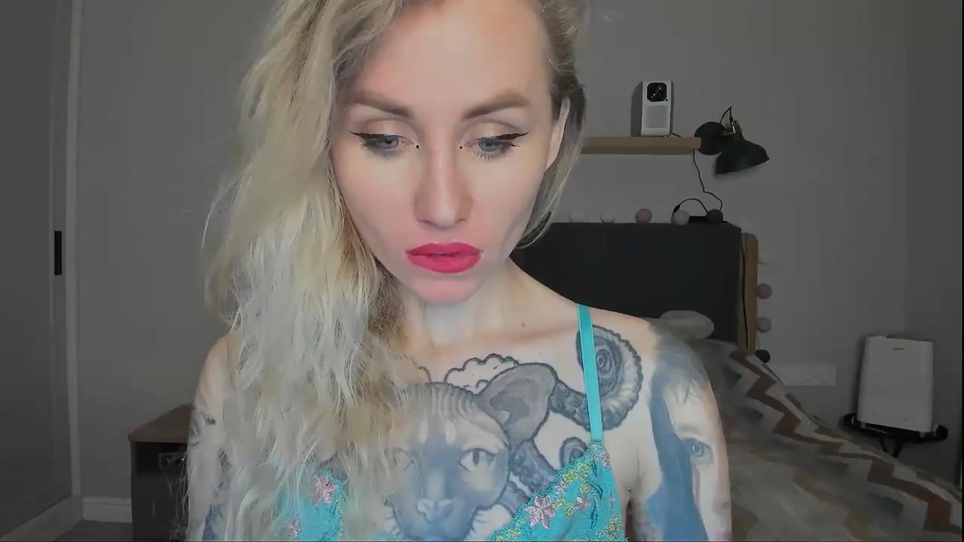 Gallery image thumbnail from Alexa_Smithhh's myfreecams stream on, 10/02/2024, 20:03 image 10 of 20