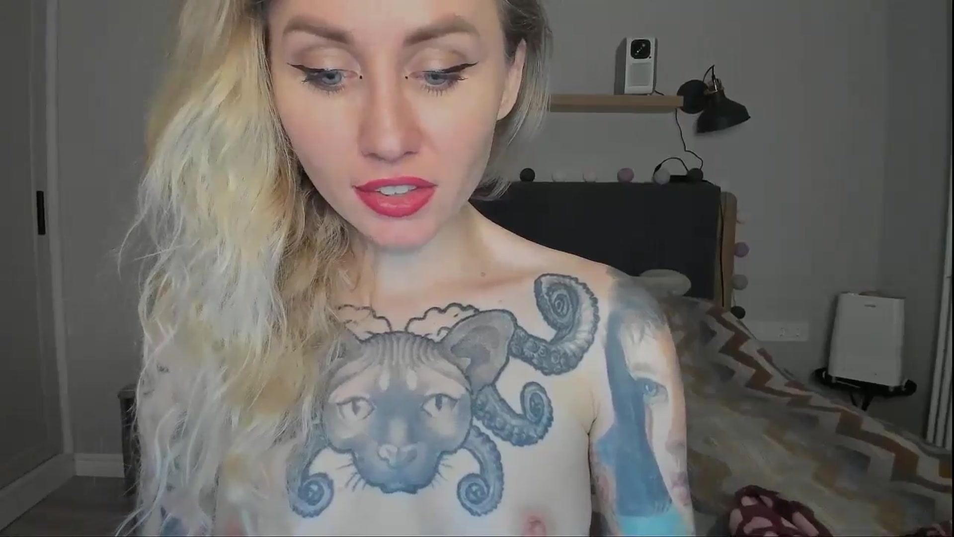 Gallery image thumbnail from Alexa_Smithhh's myfreecams stream on, 10/02/2024, 20:03 image 19 of 20