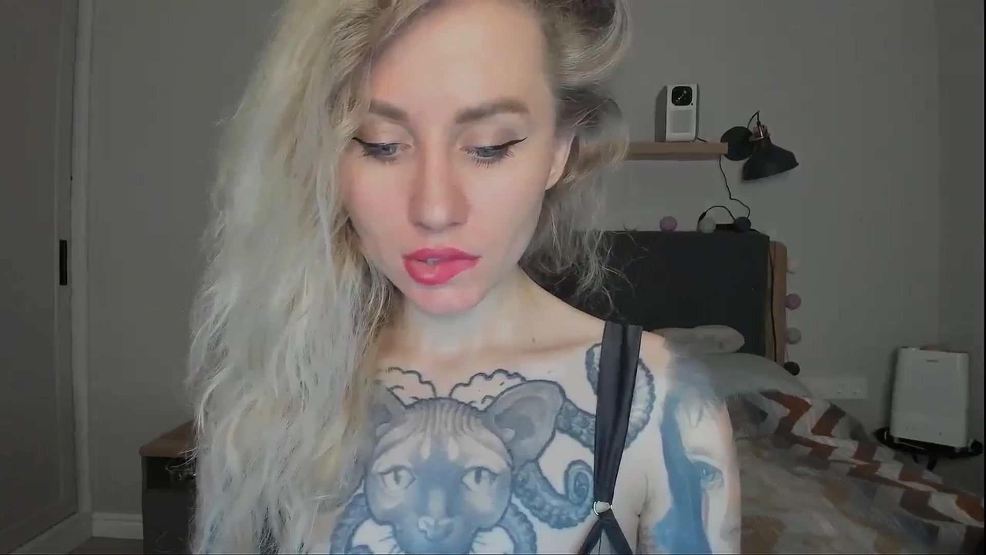 Gallery image thumbnail from Alexa_Smithhh's myfreecams stream on, 10/04/2024, 20:27 image 5 of 20