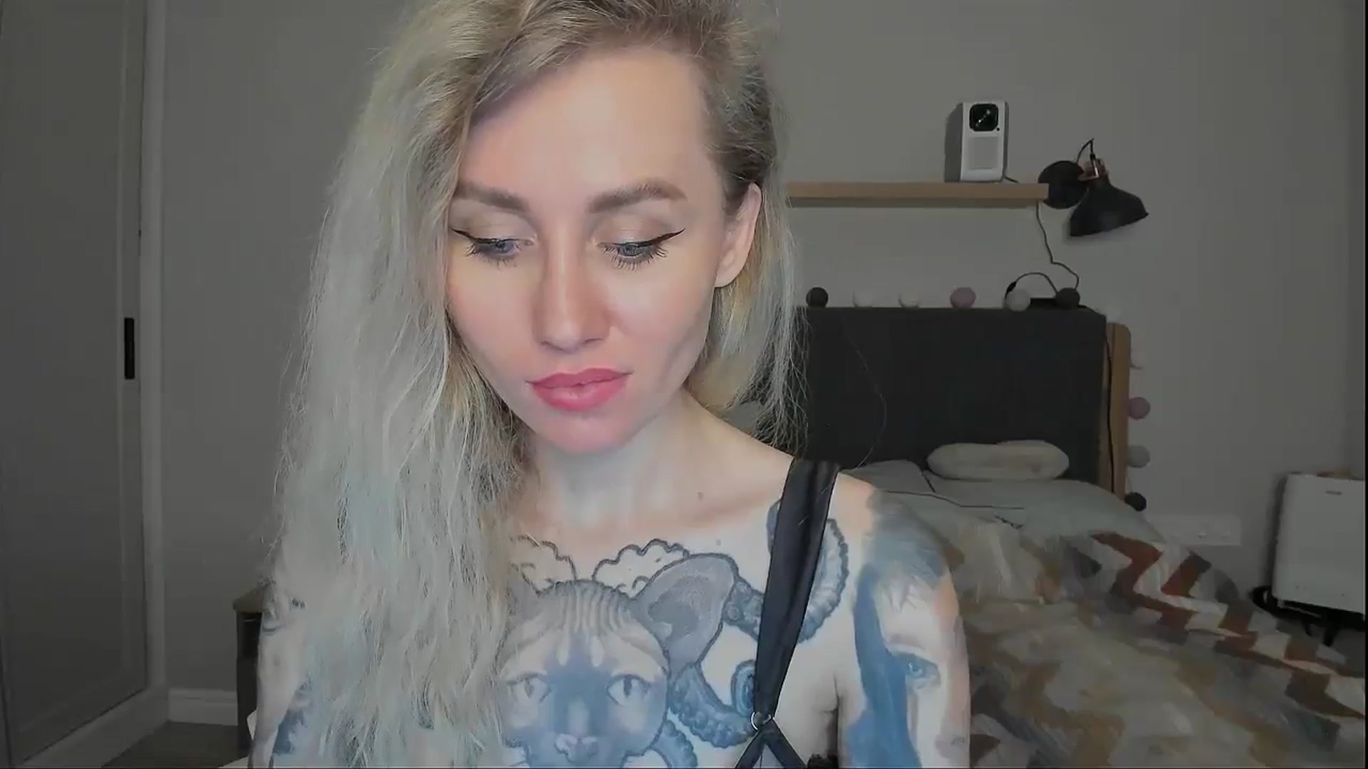 Gallery image thumbnail from Alexa_Smithhh's myfreecams stream on, 10/04/2024, 21:23 image 18 of 20