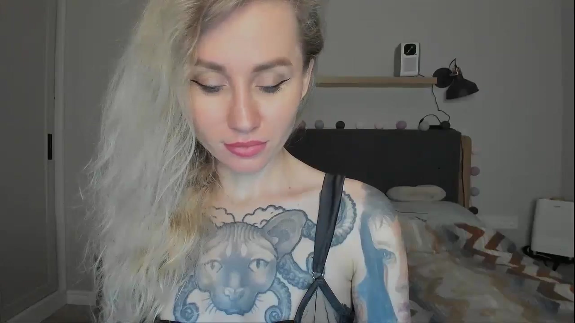 Gallery image thumbnail from Alexa_Smithhh's myfreecams stream on, 10/04/2024, 21:23 image 10 of 20