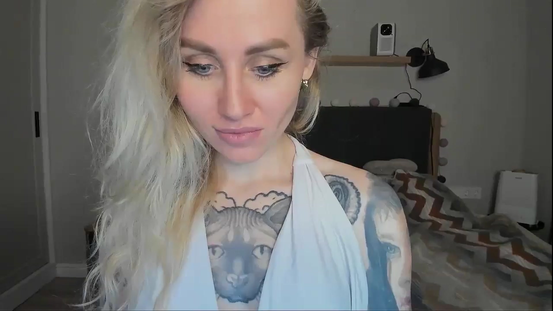 Gallery image thumbnail from Alexa_Smithhh's myfreecams stream on, 10/06/2024, 18:53 image 17 of 20