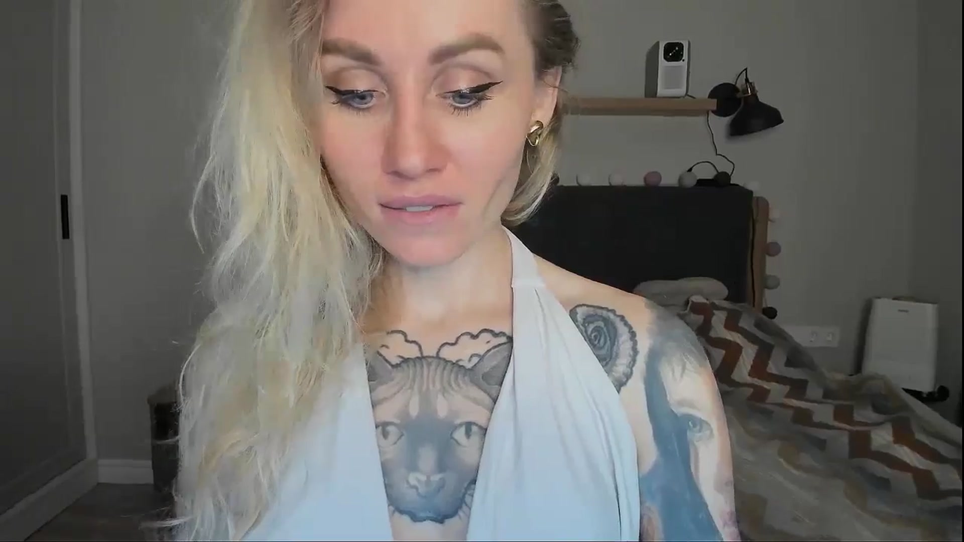 Gallery image thumbnail from Alexa_Smithhh's myfreecams stream on, 10/06/2024, 18:53 image 16 of 20