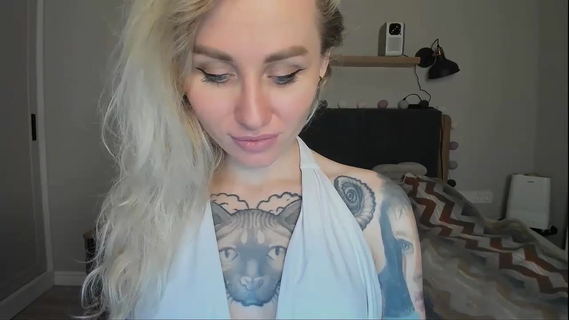 Gallery image thumbnail from Alexa_Smithhh's myfreecams stream on, 10/06/2024, 18:53 image 15 of 20