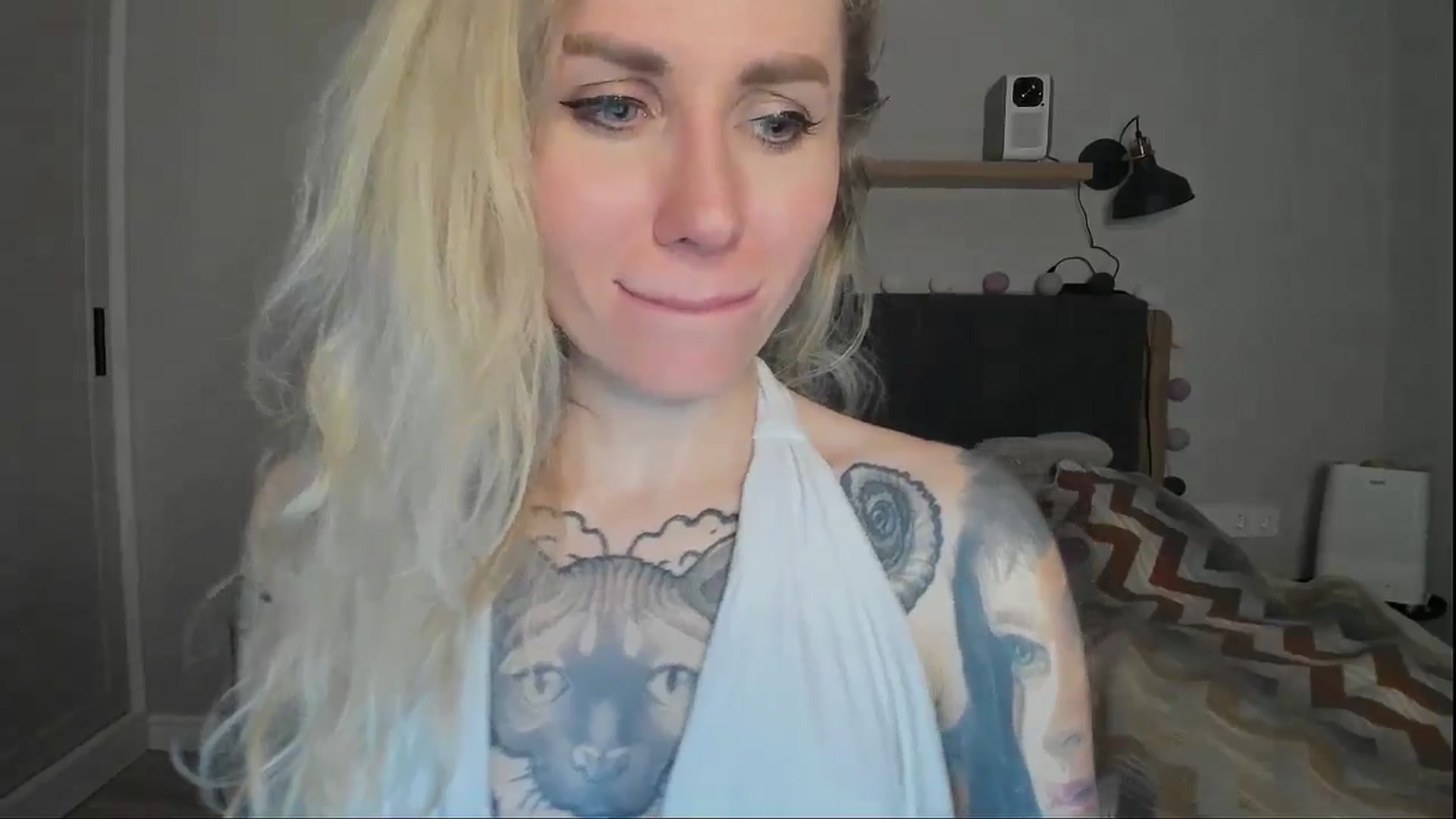 Gallery image thumbnail from Alexa_Smithhh's myfreecams stream on, 10/06/2024, 22:04 image 9 of 20