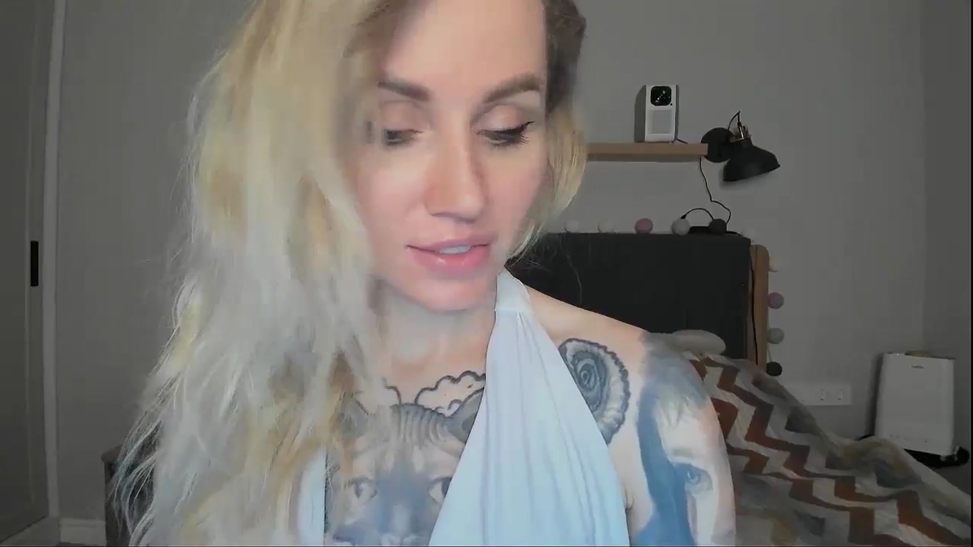 Gallery image thumbnail from Alexa_Smithhh's myfreecams stream on, 10/06/2024, 22:04 image 15 of 20