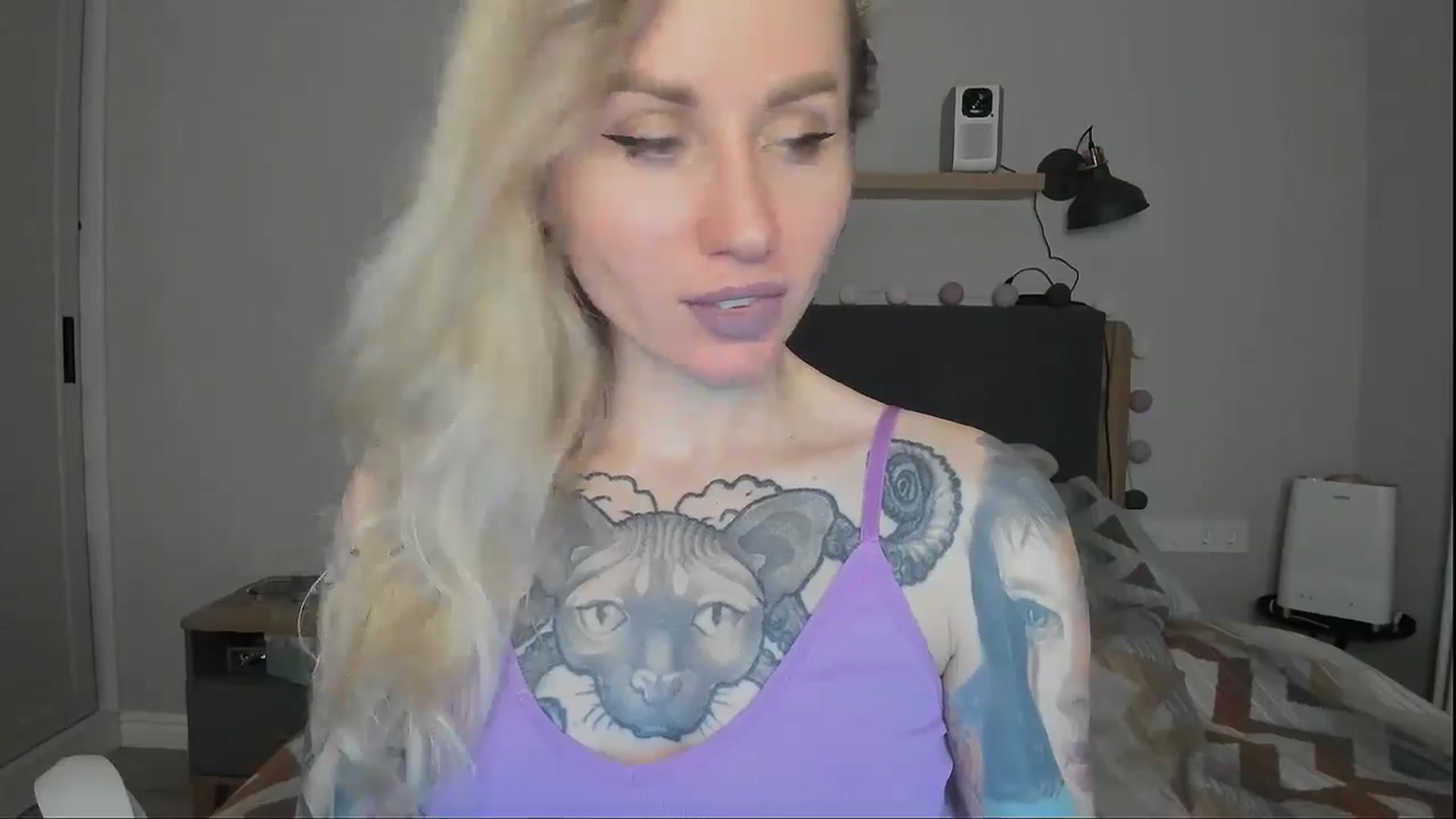 Gallery image thumbnail from Alexa_Smithhh's myfreecams stream on, 10/08/2024, 18:09 image 6 of 20