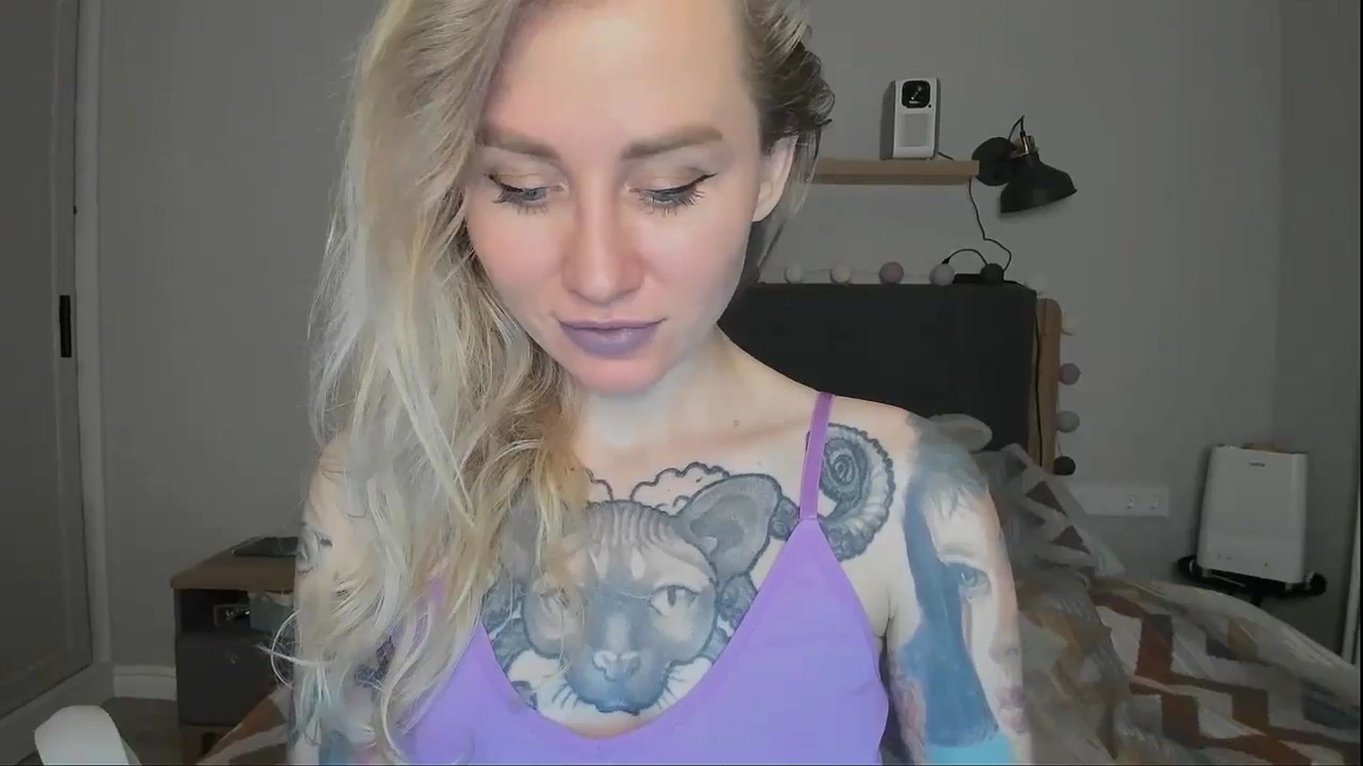 Gallery image thumbnail from Alexa_Smithhh's myfreecams stream on, 10/08/2024, 18:09 image 10 of 20