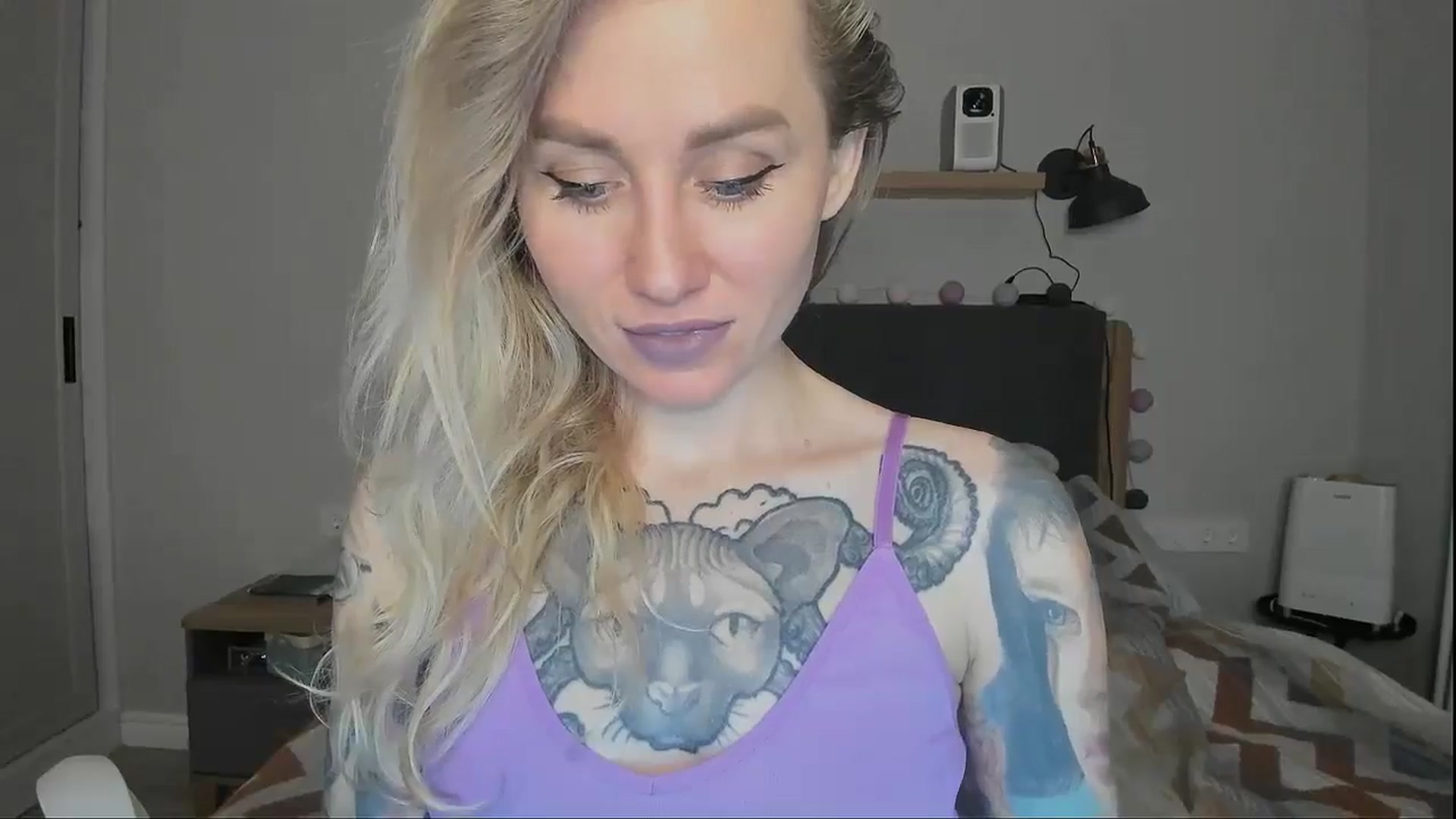 Gallery image thumbnail from Alexa_Smithhh's myfreecams stream on, 10/08/2024, 18:09 image 8 of 20