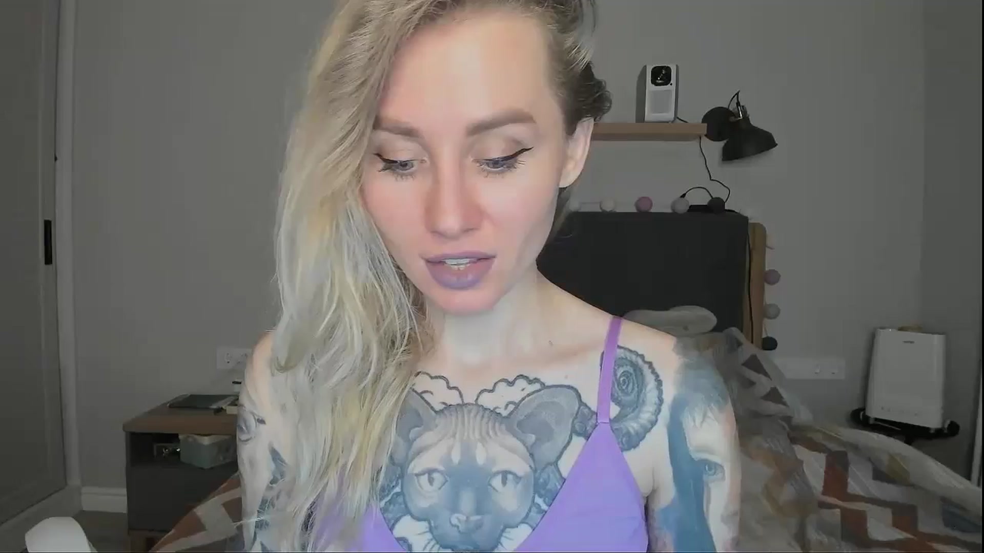 Gallery image thumbnail from Alexa_Smithhh's myfreecams stream on, 10/08/2024, 18:09 image 19 of 20
