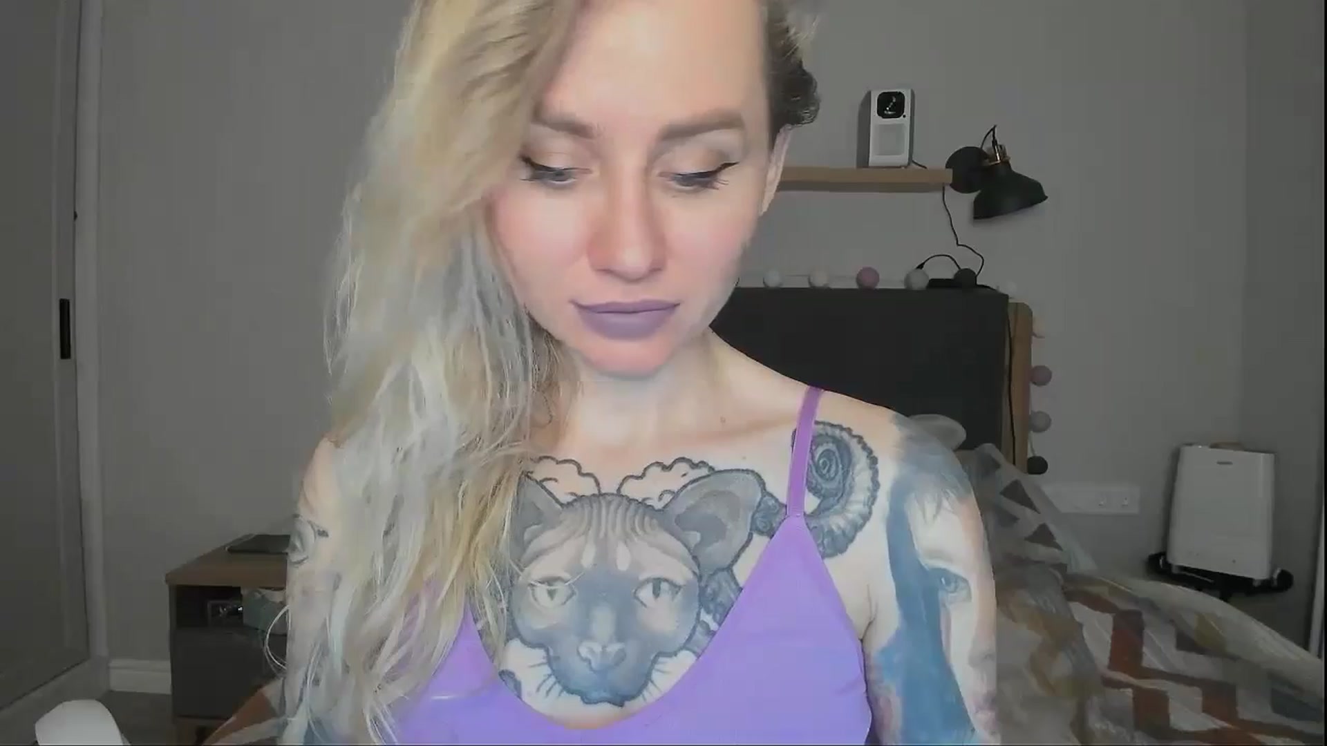 Gallery image thumbnail from Alexa_Smithhh's myfreecams stream on, 10/08/2024, 18:09 image 15 of 20