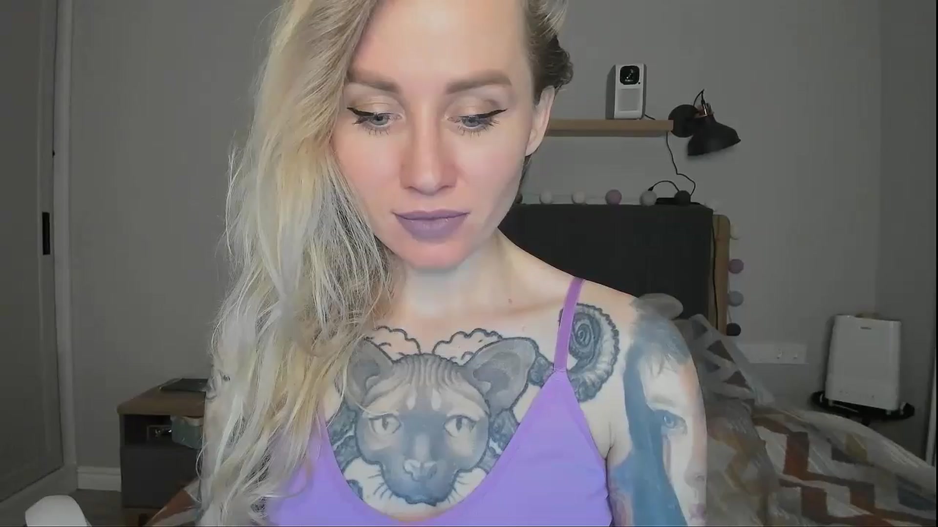 Gallery image thumbnail from Alexa_Smithhh's myfreecams stream on, 10/08/2024, 18:09 image 16 of 20