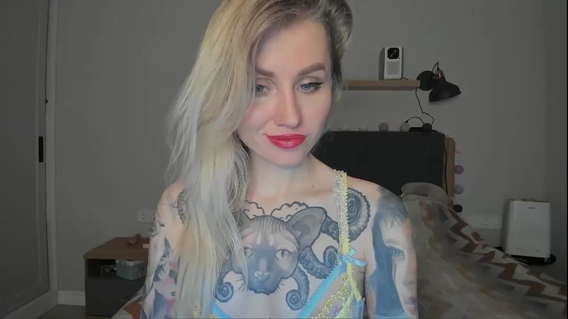 Gallery image thumbnail from Alexa_Smithhh's myfreecams stream on, 10/12/2024, 18:27 image 9 of 20