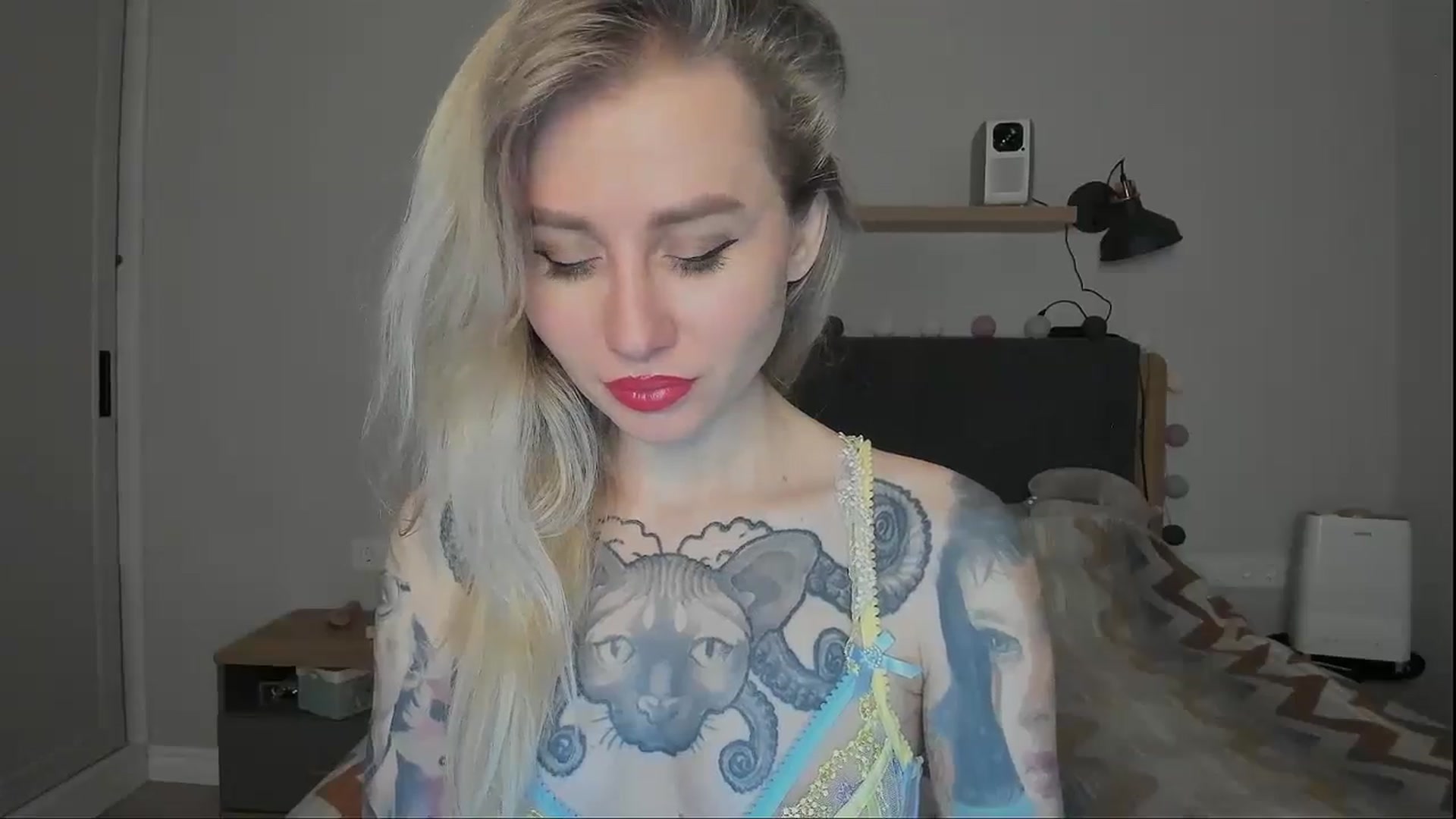 Gallery image thumbnail from Alexa_Smithhh's myfreecams stream on, 10/12/2024, 18:27 image 11 of 20