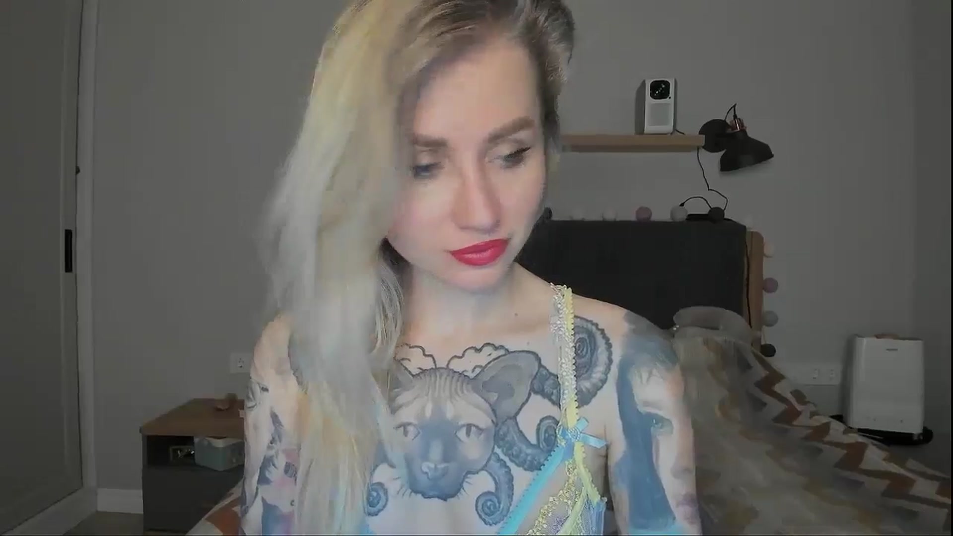 Gallery image thumbnail from Alexa_Smithhh's myfreecams stream on, 10/12/2024, 18:27 image 10 of 20