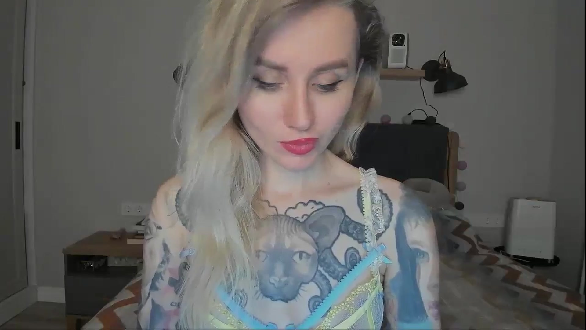 Gallery image thumbnail from Alexa_Smithhh's myfreecams stream on, 10/12/2024, 21:33 image 19 of 20