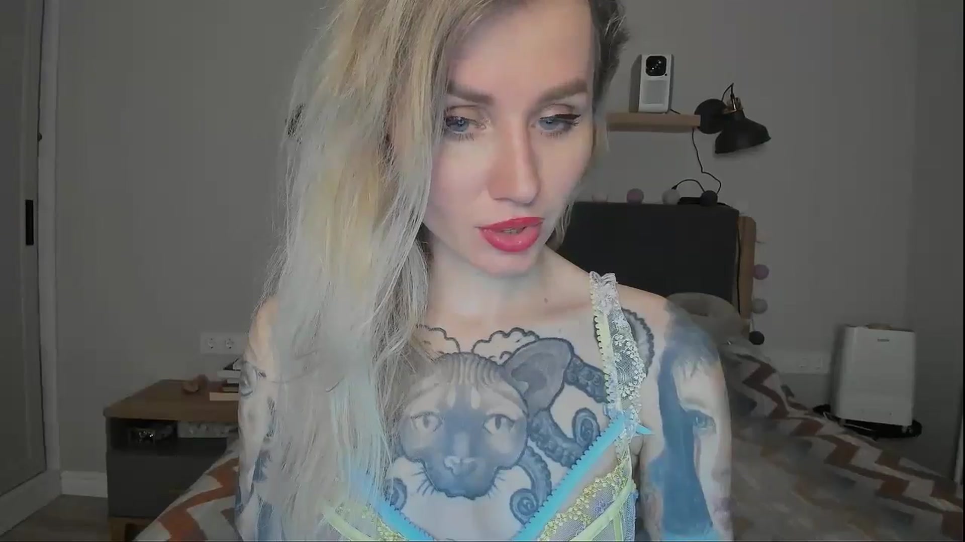 Gallery image thumbnail from Alexa_Smithhh's myfreecams stream on, 10/12/2024, 21:33 image 18 of 20