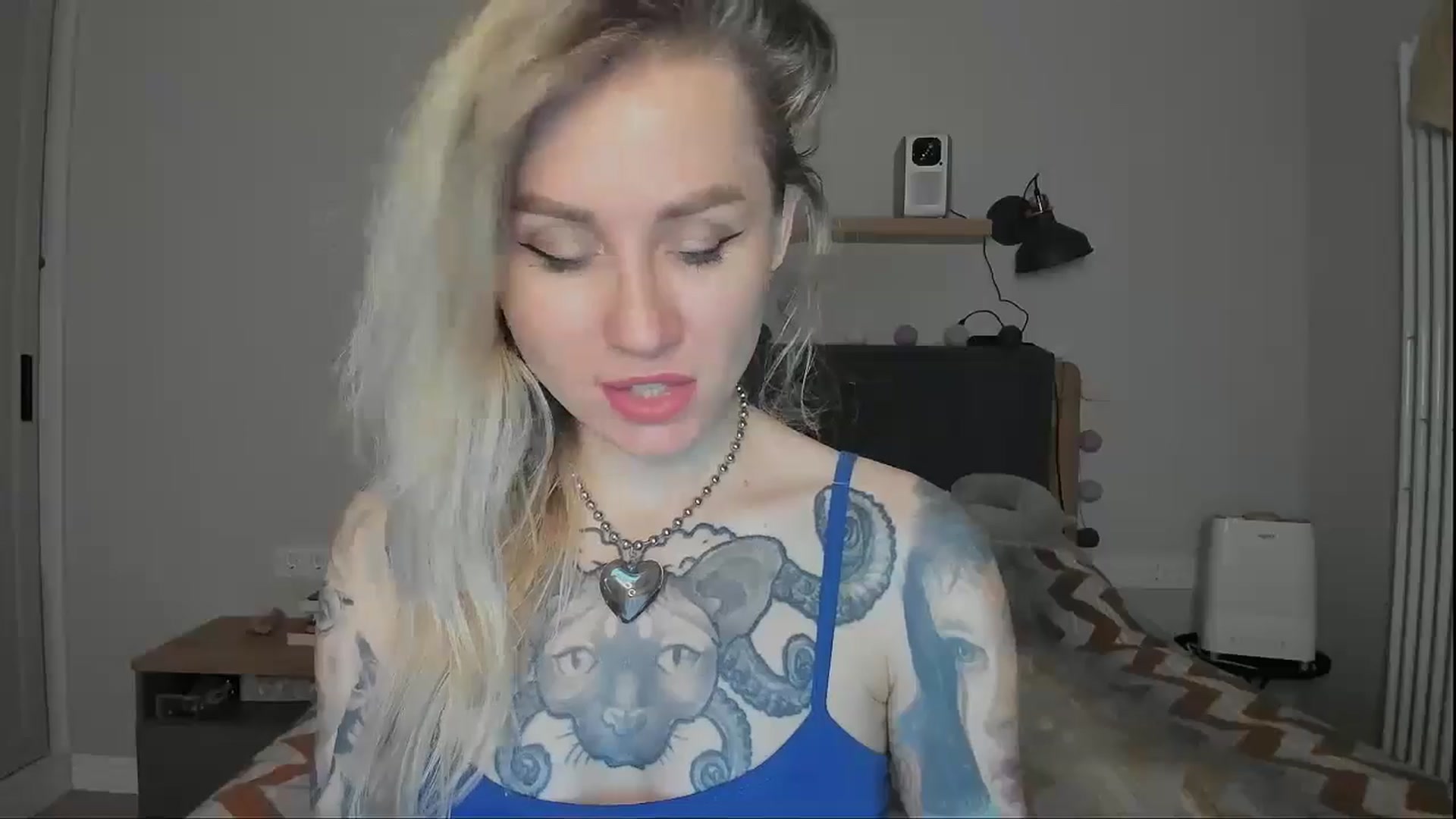 Gallery image thumbnail from Alexa_Smithhh's myfreecams stream on, 10/13/2024, 19:23 image 5 of 20