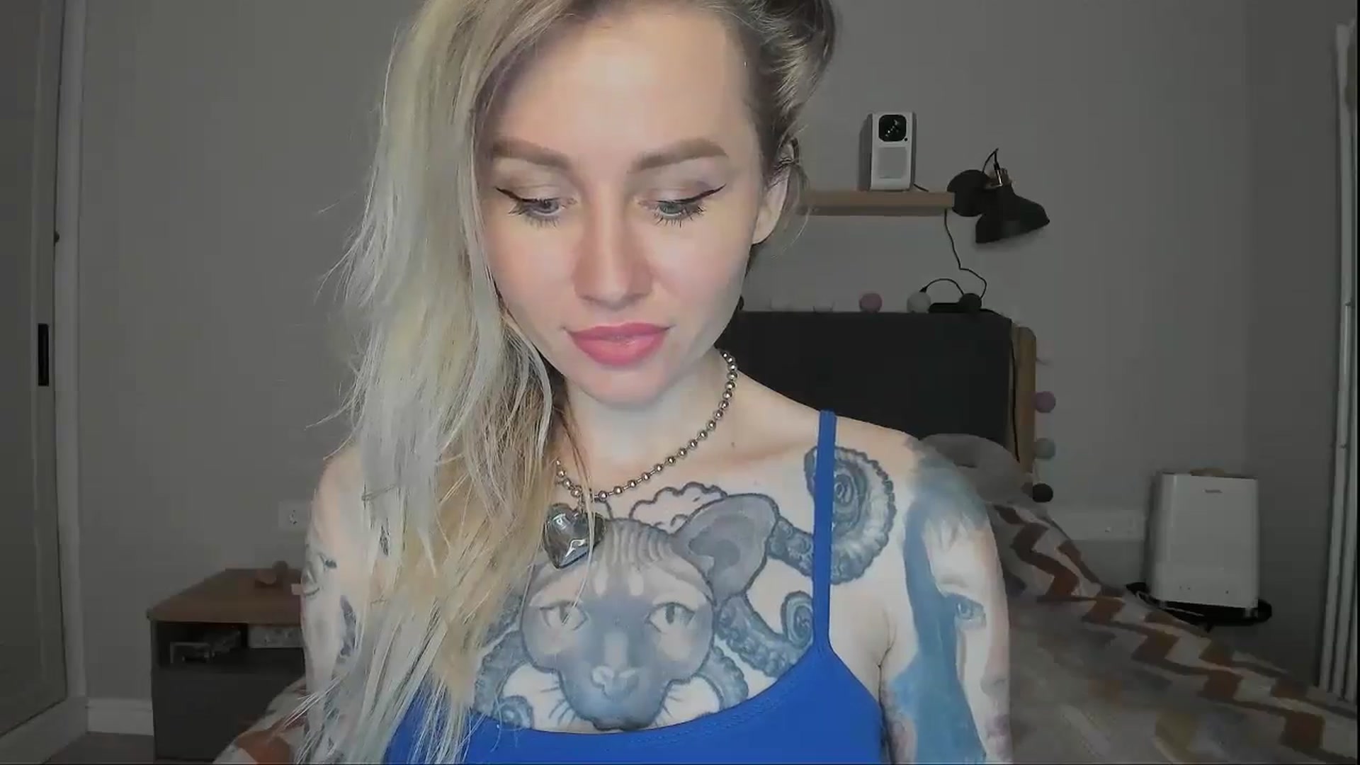Gallery image thumbnail from Alexa_Smithhh's myfreecams stream on, 10/13/2024, 19:23 image 9 of 20