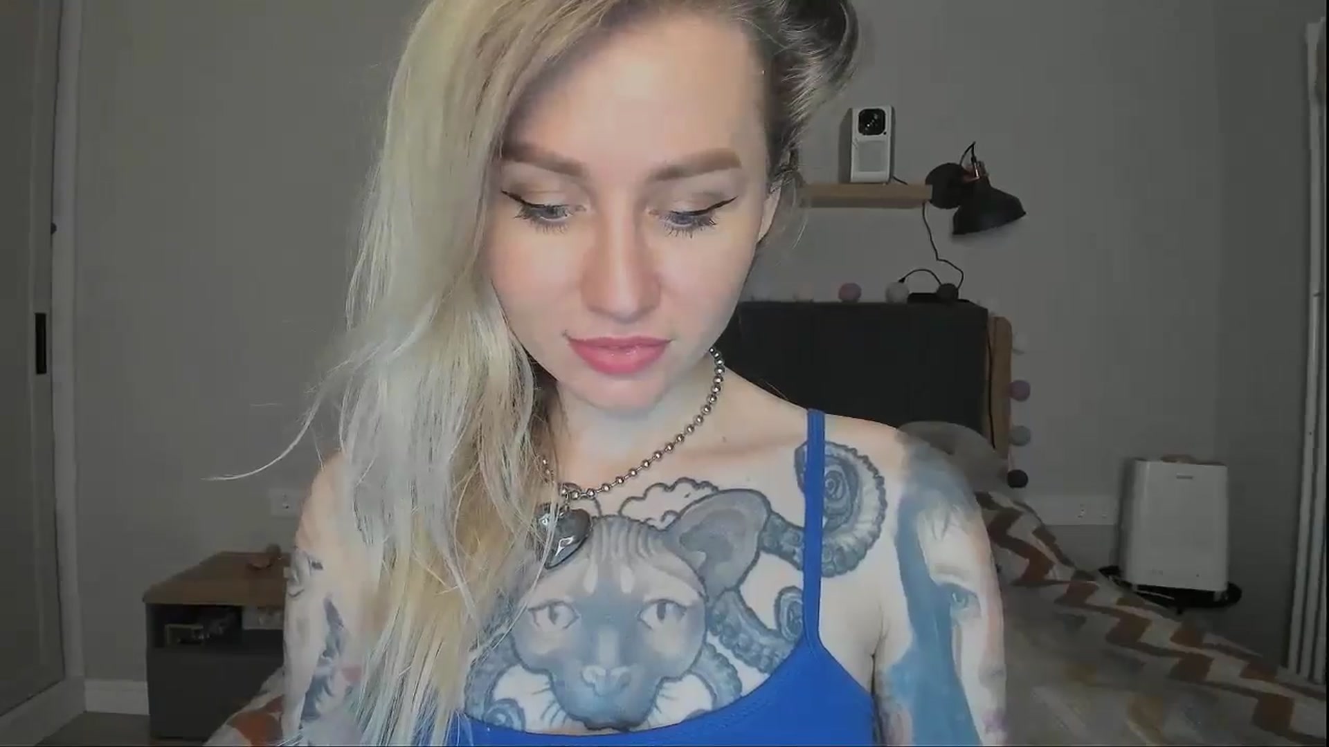 Gallery image thumbnail from Alexa_Smithhh's myfreecams stream on, 10/13/2024, 19:23 image 11 of 20