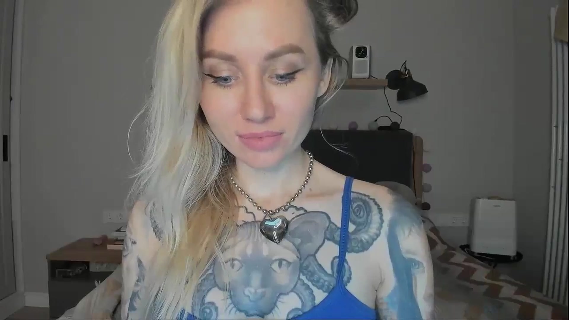 Gallery image thumbnail from Alexa_Smithhh's myfreecams stream on, 10/13/2024, 21:01 image 11 of 20