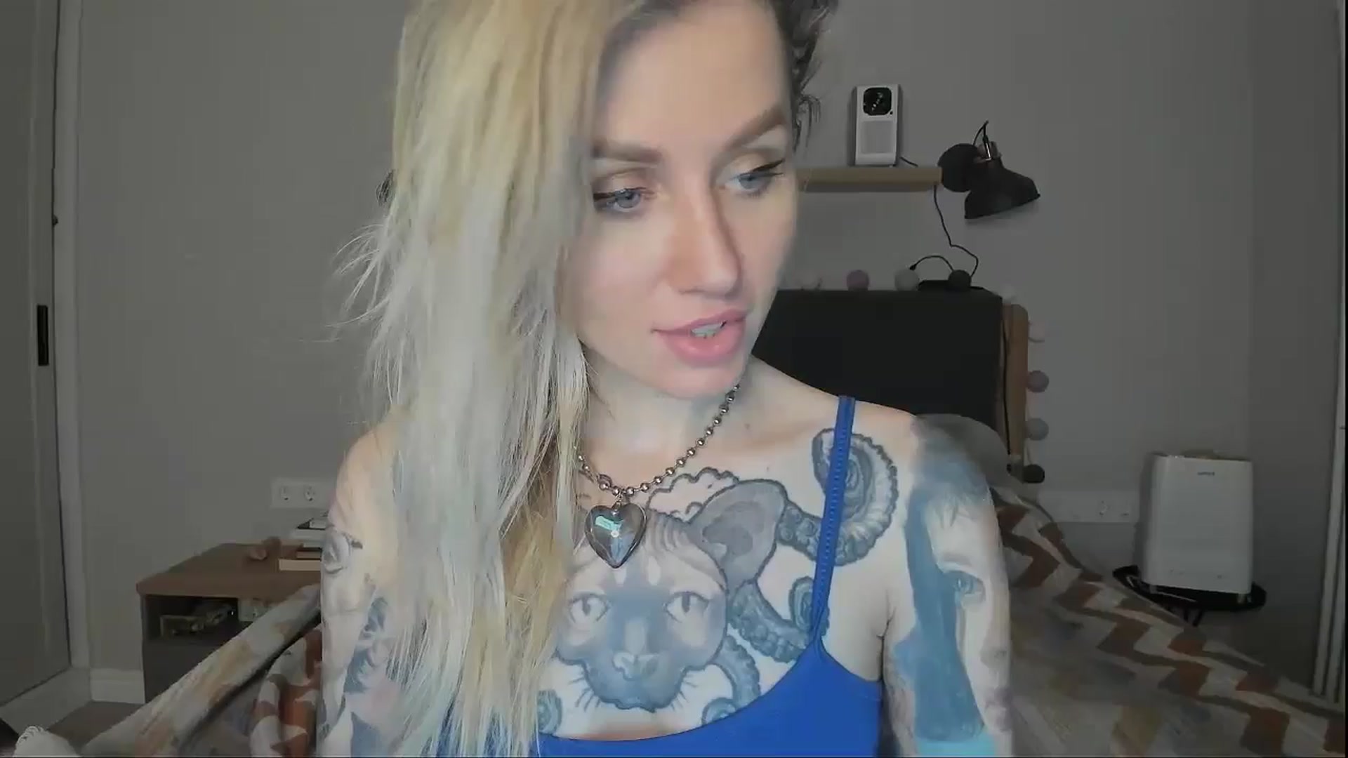 Gallery image thumbnail from Alexa_Smithhh's myfreecams stream on, 10/13/2024, 21:01 image 1 of 20