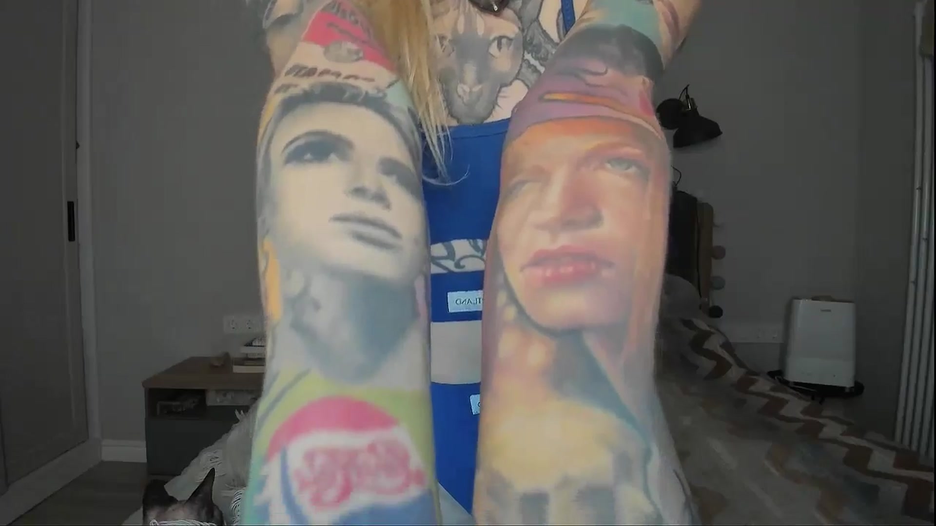 Gallery image thumbnail from Alexa_Smithhh's myfreecams stream on, 10/13/2024, 21:01 image 6 of 20