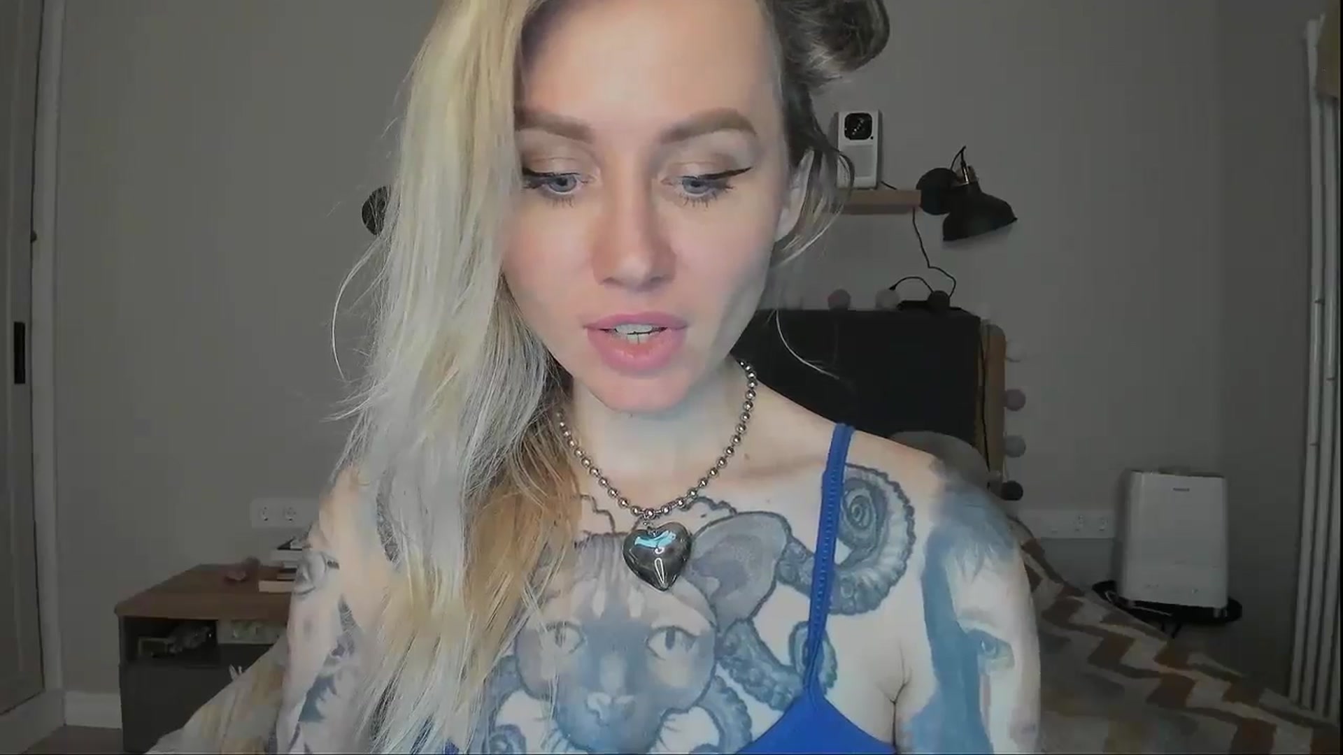 Gallery image thumbnail from Alexa_Smithhh's myfreecams stream on, 10/13/2024, 21:01 image 12 of 20