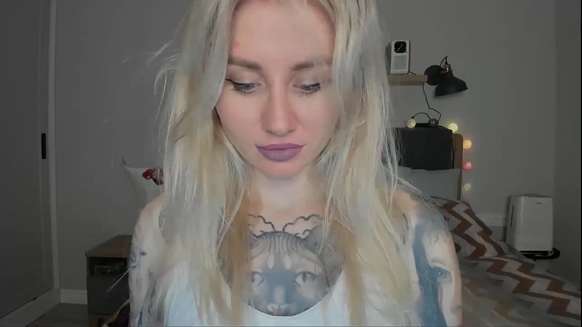 Gallery image thumbnail from Alexa_Smithhh's myfreecams stream on, 10/17/2024, 19:22 image 18 of 20