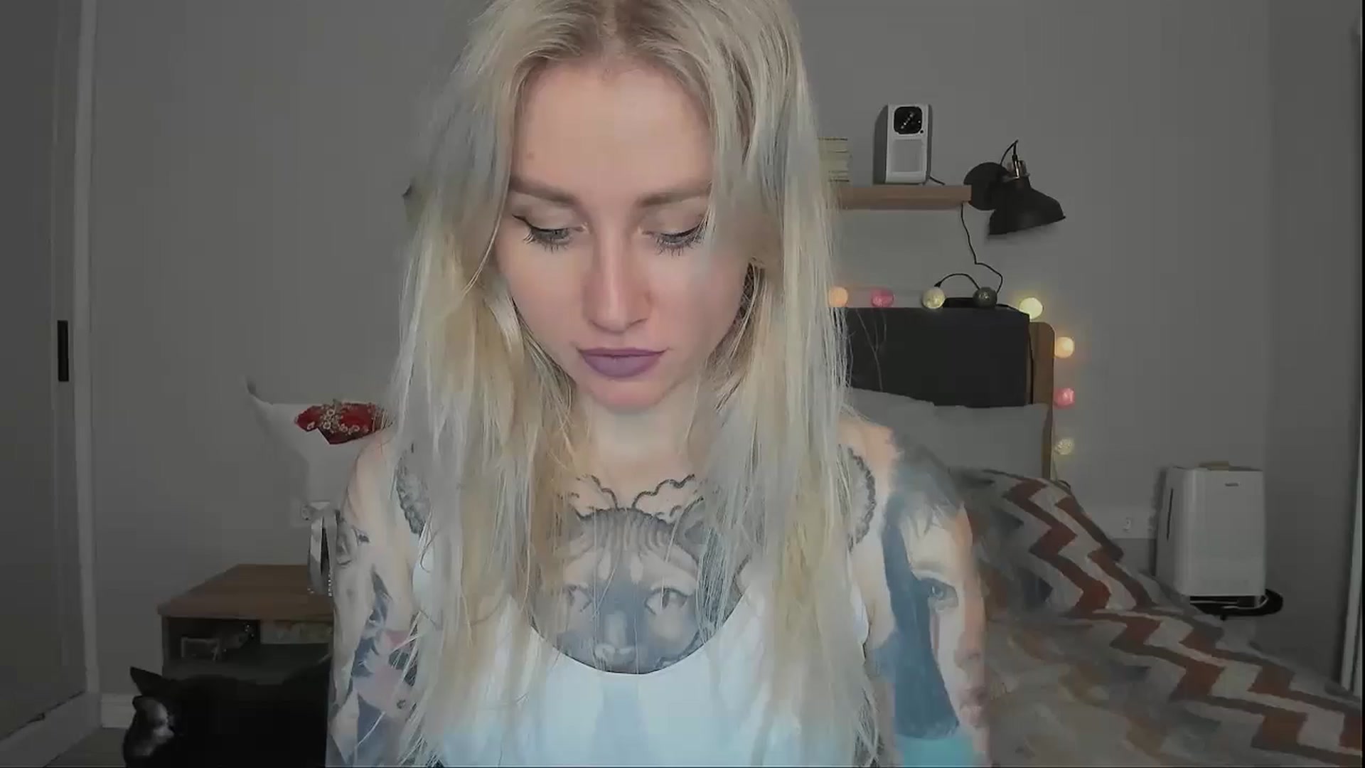 Gallery image thumbnail from Alexa_Smithhh's myfreecams stream on, 10/17/2024, 19:22 image 1 of 20
