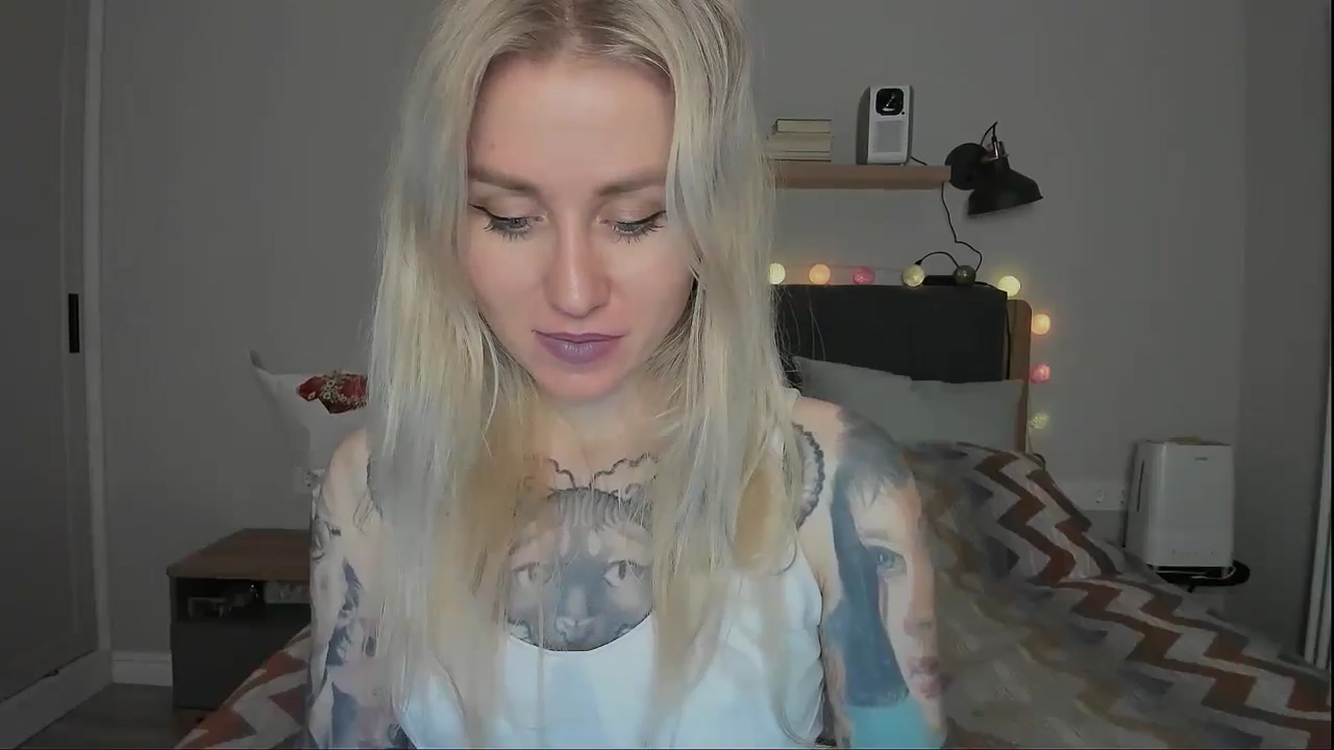 Gallery image thumbnail from Alexa_Smithhh's myfreecams stream on, 10/17/2024, 21:50 image 2 of 20