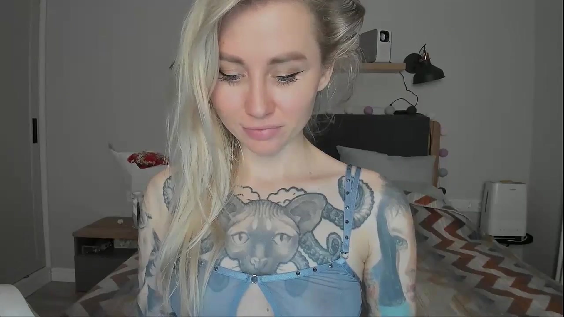 Gallery image thumbnail from Alexa_Smithhh's myfreecams stream on, 10/18/2024, 20:33 image 11 of 20
