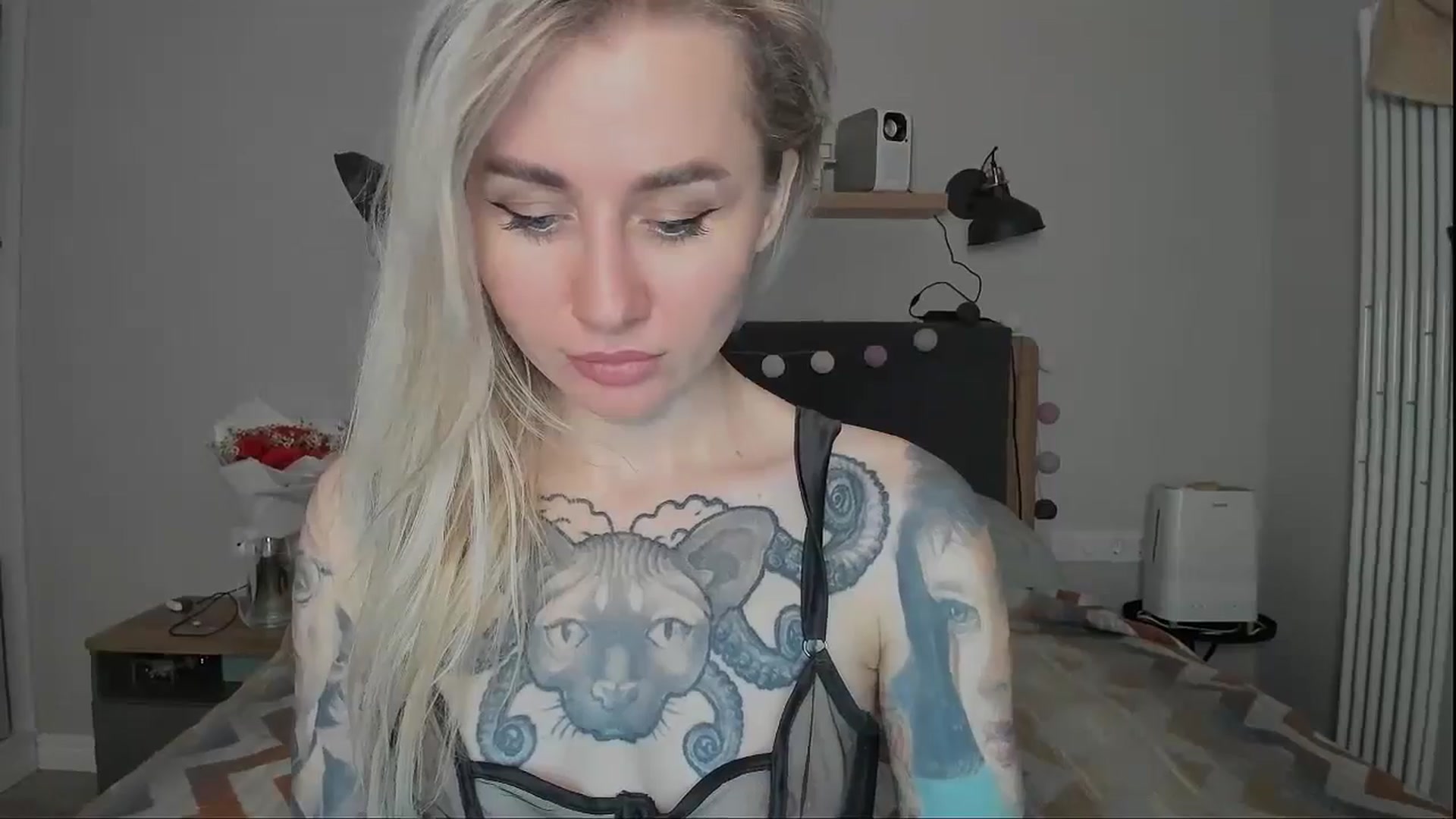 Gallery image thumbnail from Alexa_Smithhh's myfreecams stream on, 10/21/2024, 19:06 image 12 of 20