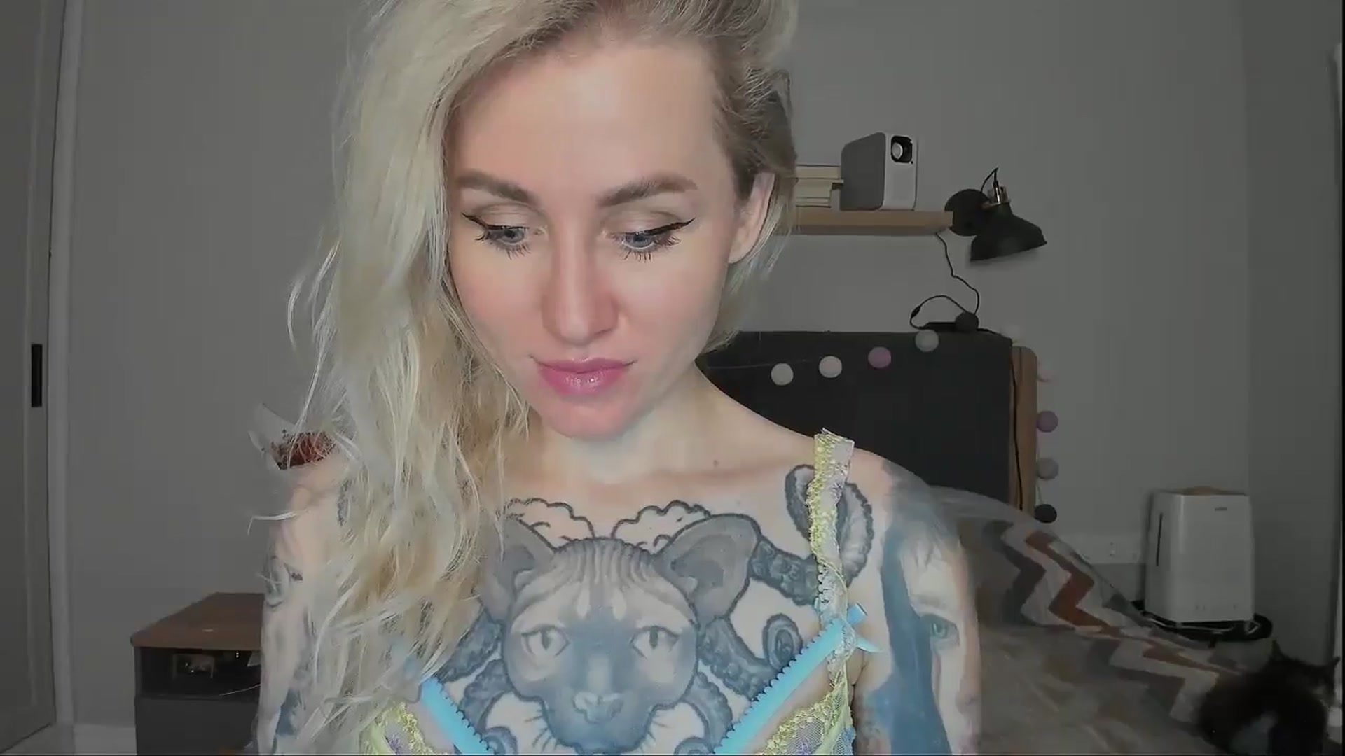 Gallery image thumbnail from Alexa_Smithhh's myfreecams stream on, 10/25/2024, 18:18 image 12 of 20