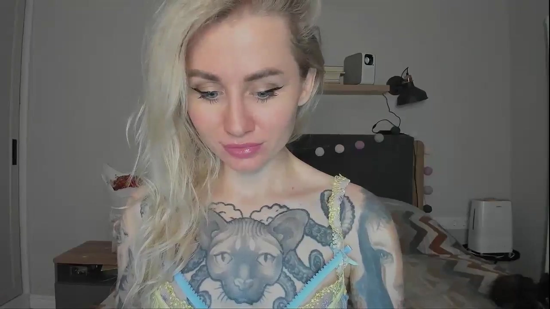 Gallery image thumbnail from Alexa_Smithhh's myfreecams stream on, 10/25/2024, 18:18 image 13 of 20