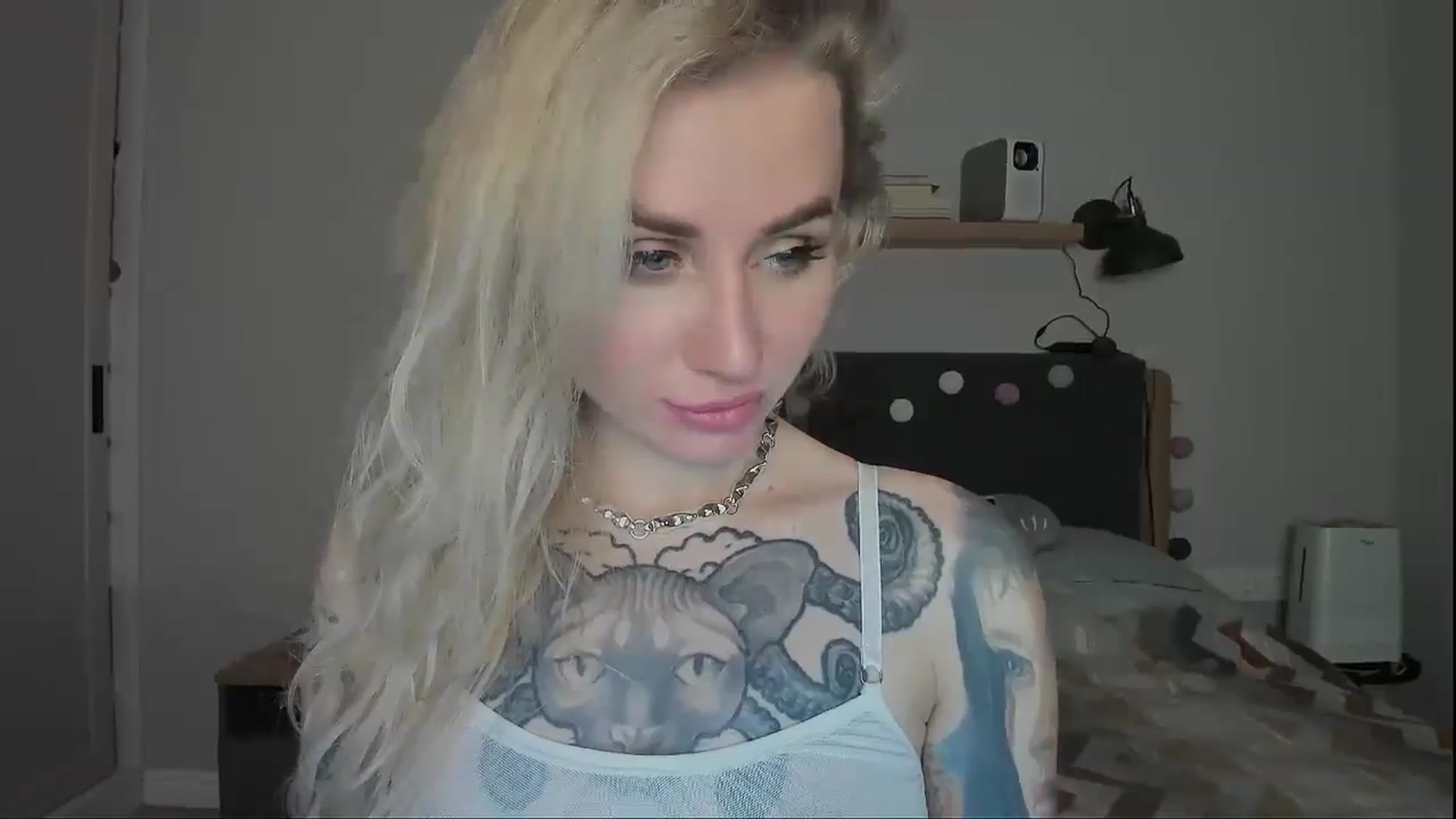 Gallery image thumbnail from Alexa_Smithhh's myfreecams stream on, 10/27/2024, 19:20 image 3 of 20