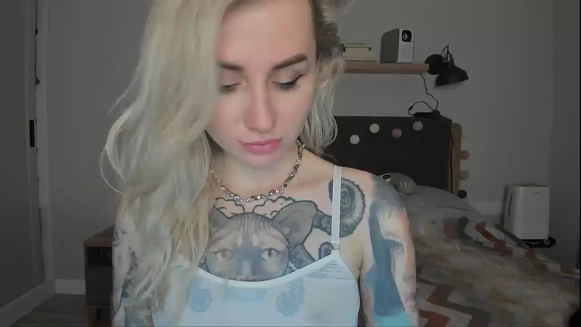 Gallery image thumbnail from Alexa_Smithhh's myfreecams stream on, 10/27/2024, 19:20 image 18 of 20