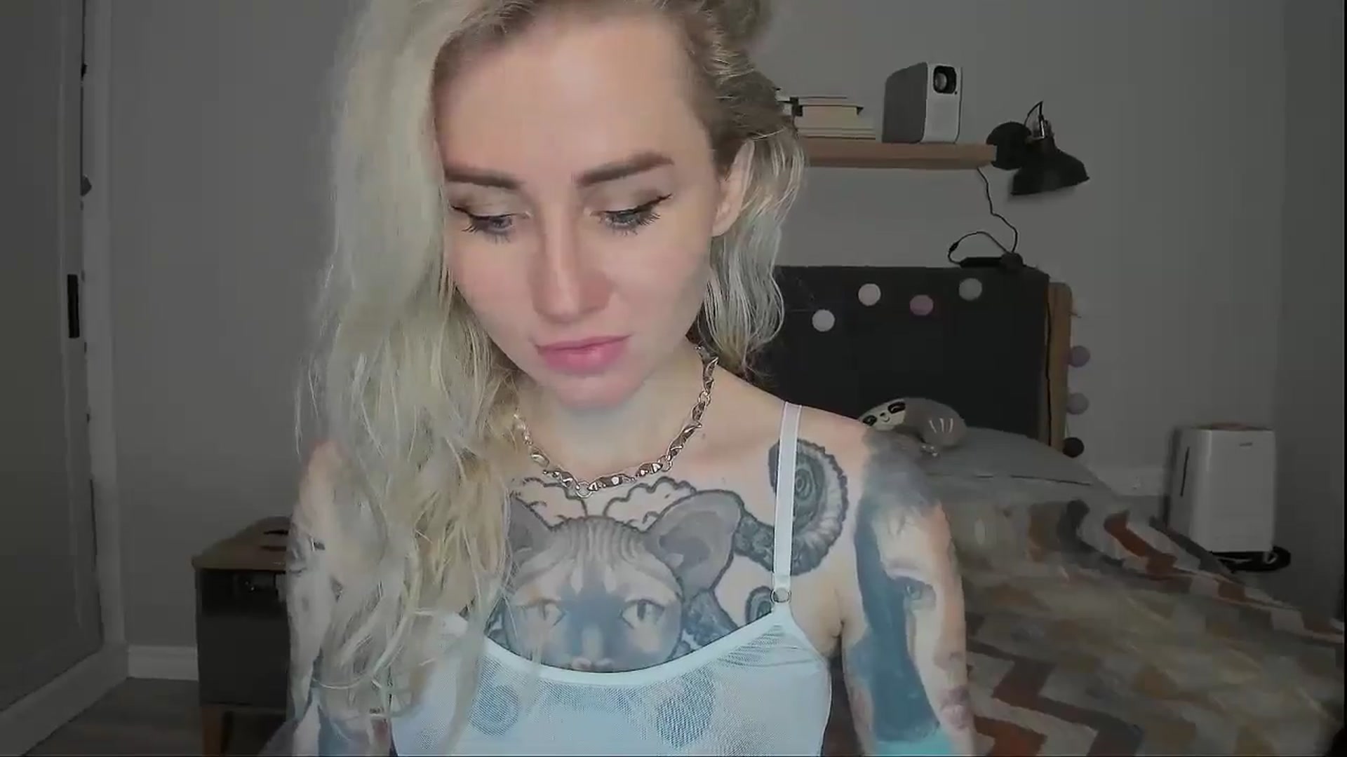 Gallery image thumbnail from Alexa_Smithhh's myfreecams stream on, 10/27/2024, 19:20 image 14 of 20