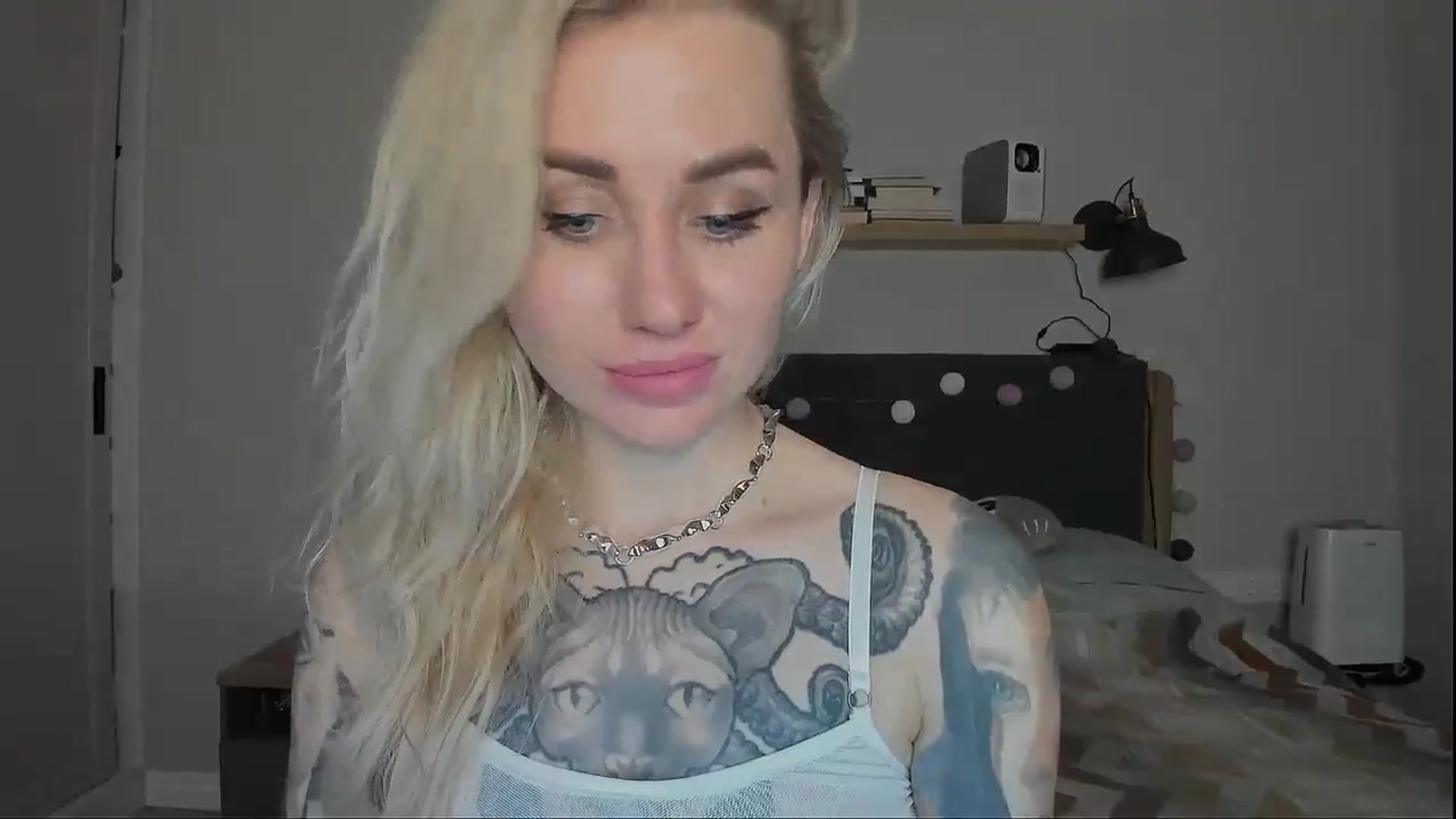 Gallery image thumbnail from Alexa_Smithhh's myfreecams stream on, 10/27/2024, 19:20 image 8 of 20