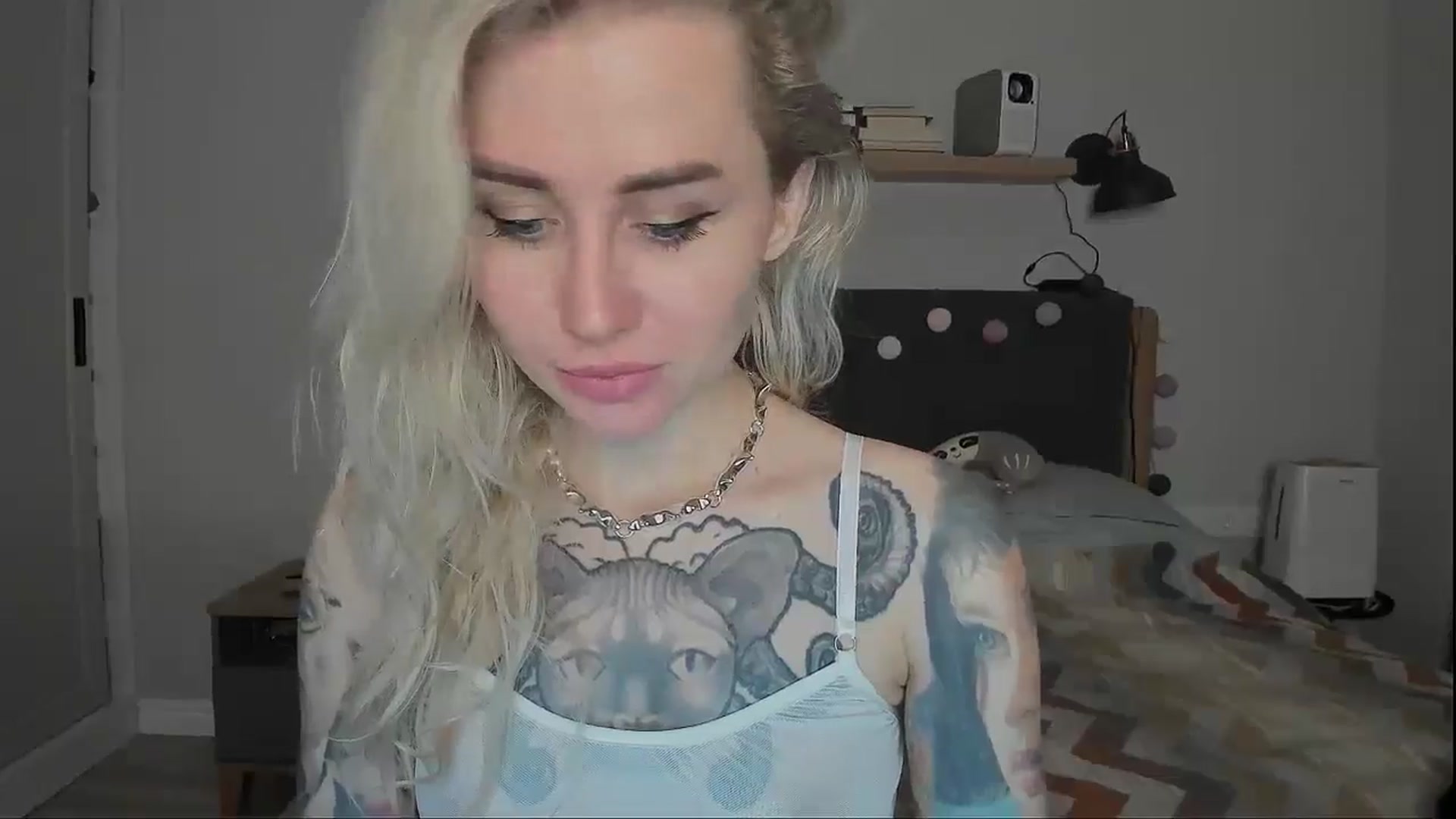 Gallery image thumbnail from Alexa_Smithhh's myfreecams stream on, 10/27/2024, 19:20 image 15 of 20