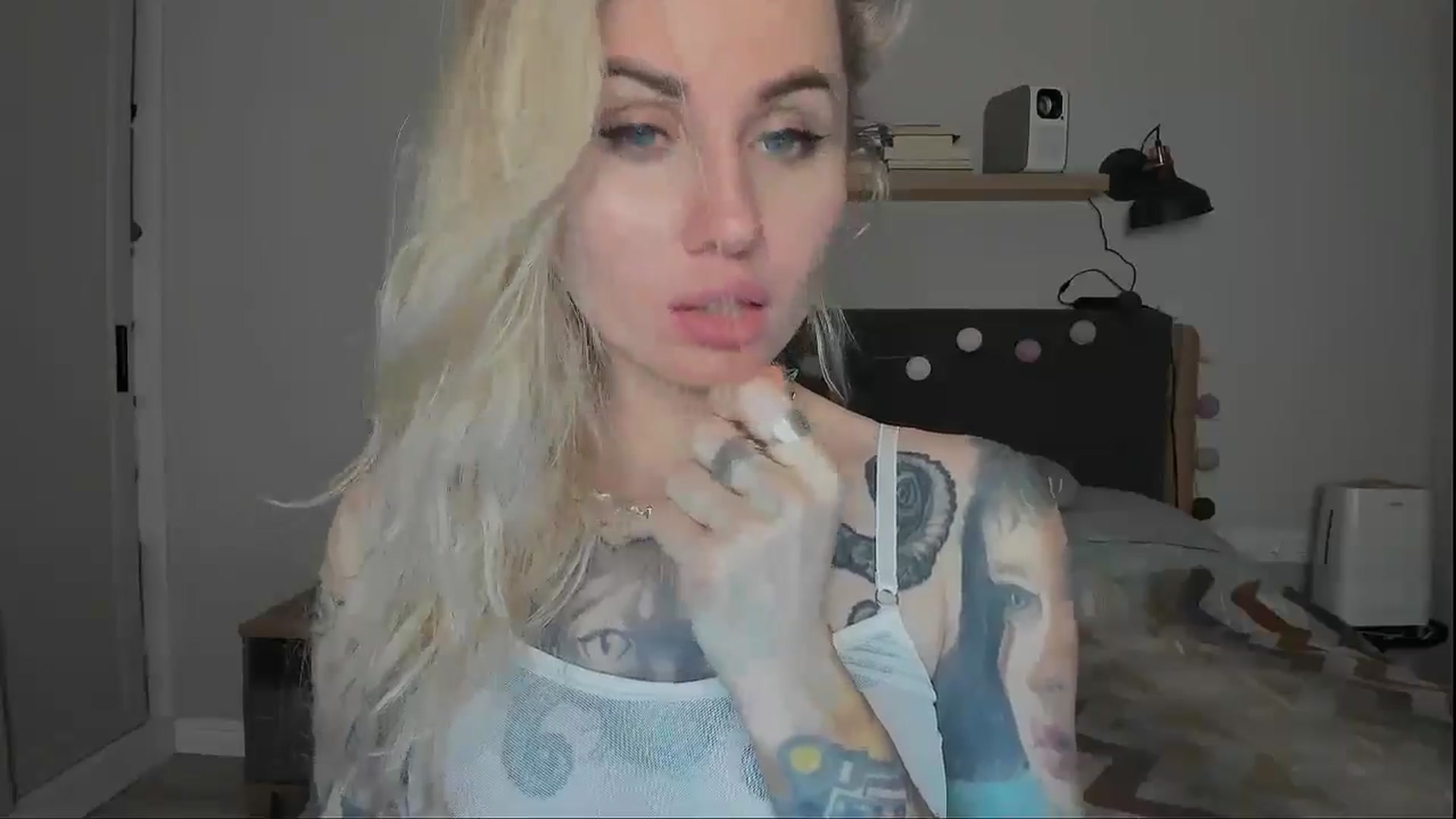 Gallery image thumbnail from Alexa_Smithhh's myfreecams stream on, 10/27/2024, 21:25 image 8 of 20