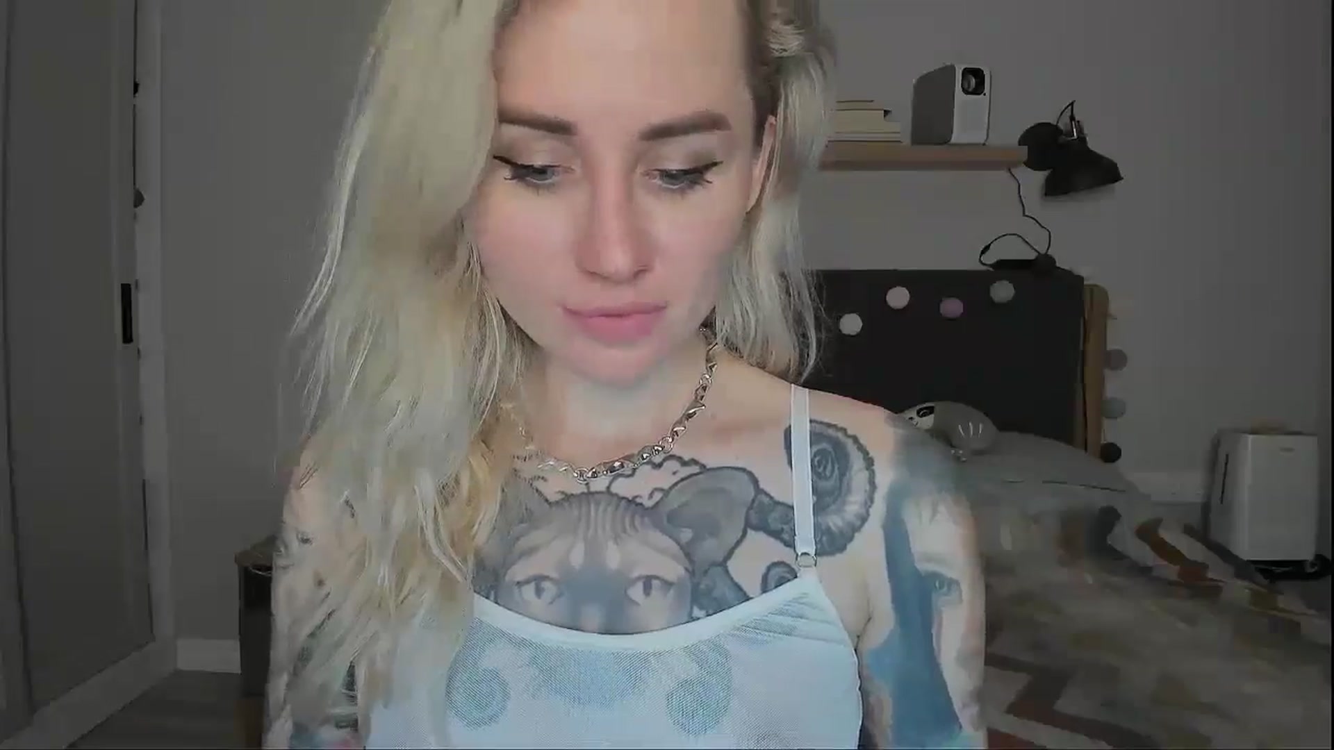 Gallery image thumbnail from Alexa_Smithhh's myfreecams stream on, 10/27/2024, 21:25 image 4 of 20