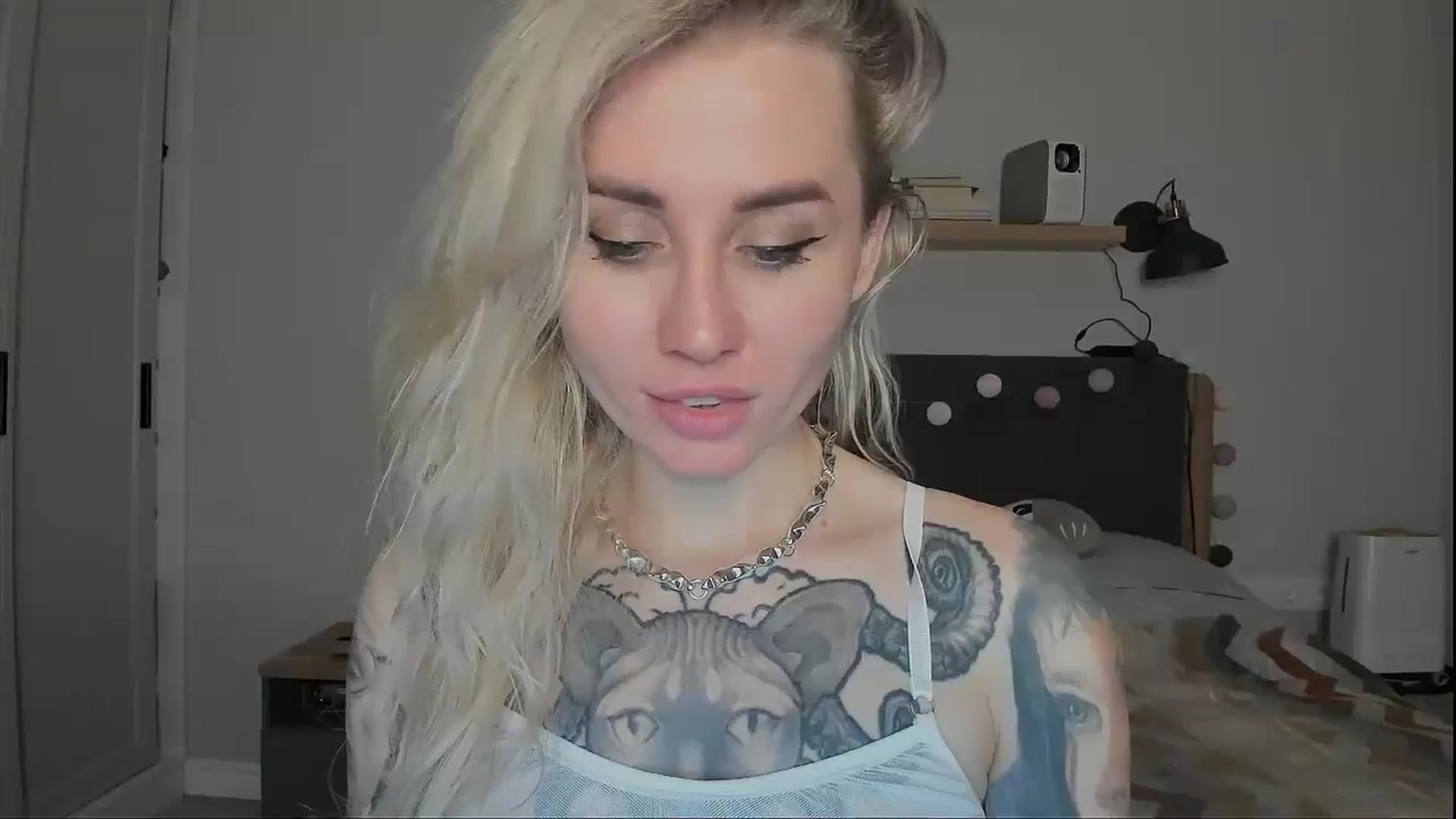 Gallery image thumbnail from Alexa_Smithhh's myfreecams stream on, 10/27/2024, 21:25 image 19 of 20