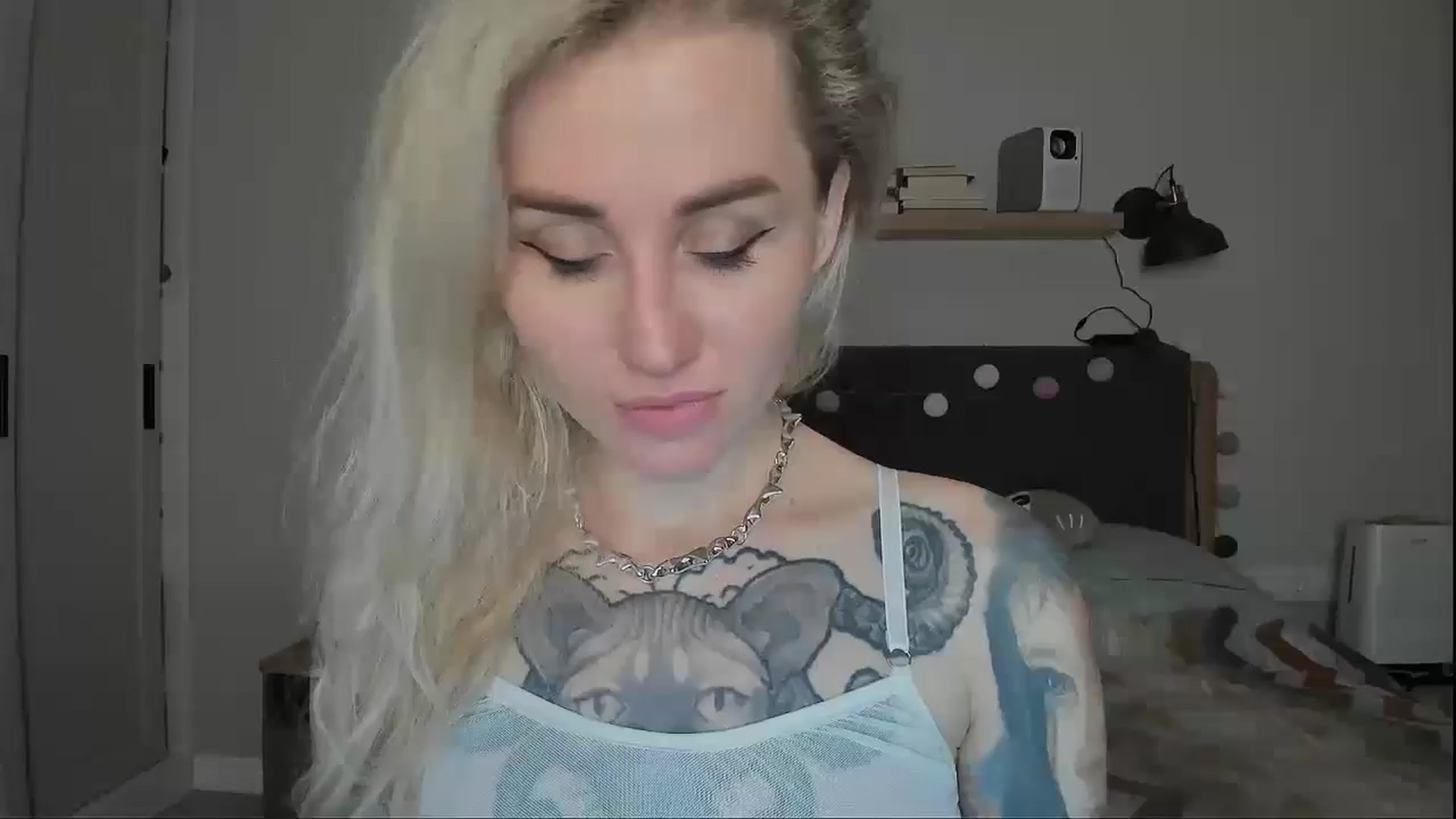 Gallery image thumbnail from Alexa_Smithhh's myfreecams stream on, 10/27/2024, 21:25 image 1 of 20