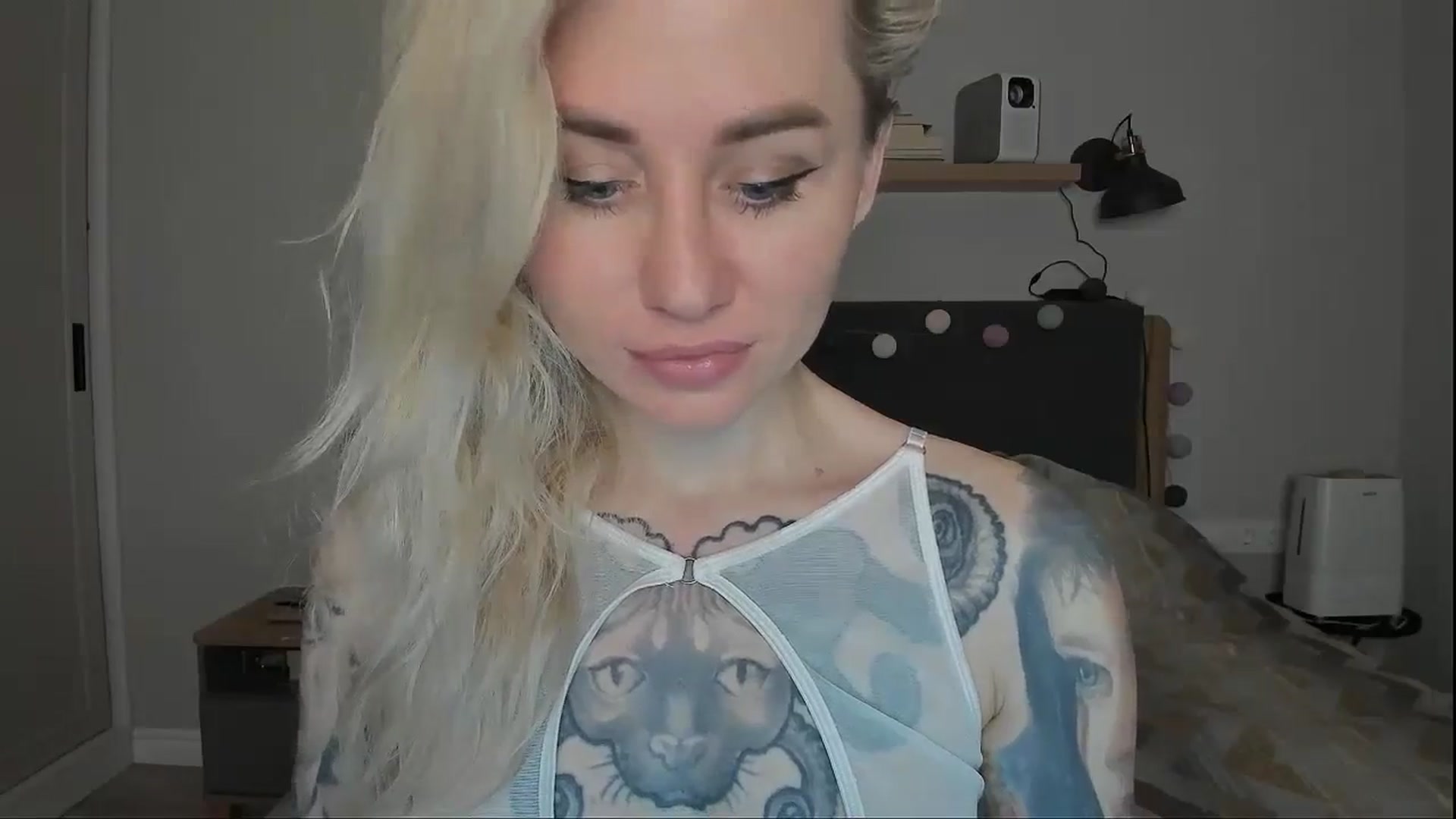 Gallery image thumbnail from Alexa_Smithhh's myfreecams stream on, 10/28/2024, 19:54 image 10 of 20