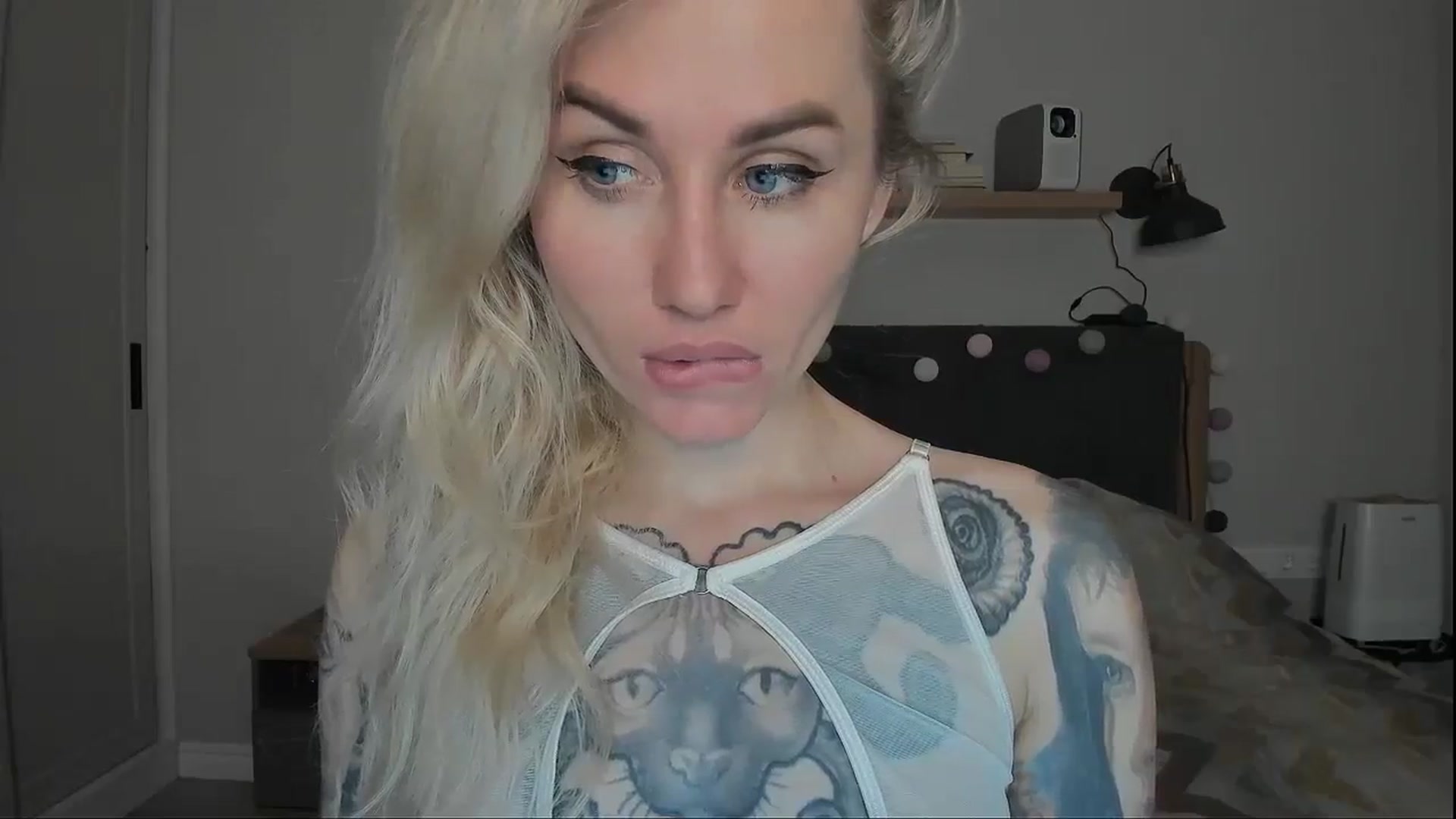 Gallery image thumbnail from Alexa_Smithhh's myfreecams stream on, 10/28/2024, 19:54 image 15 of 20