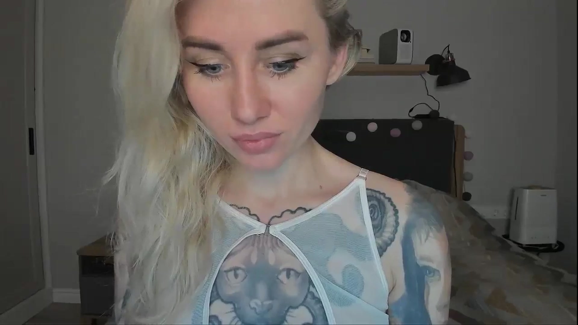 Gallery image thumbnail from Alexa_Smithhh's myfreecams stream on, 10/28/2024, 19:54 image 8 of 20