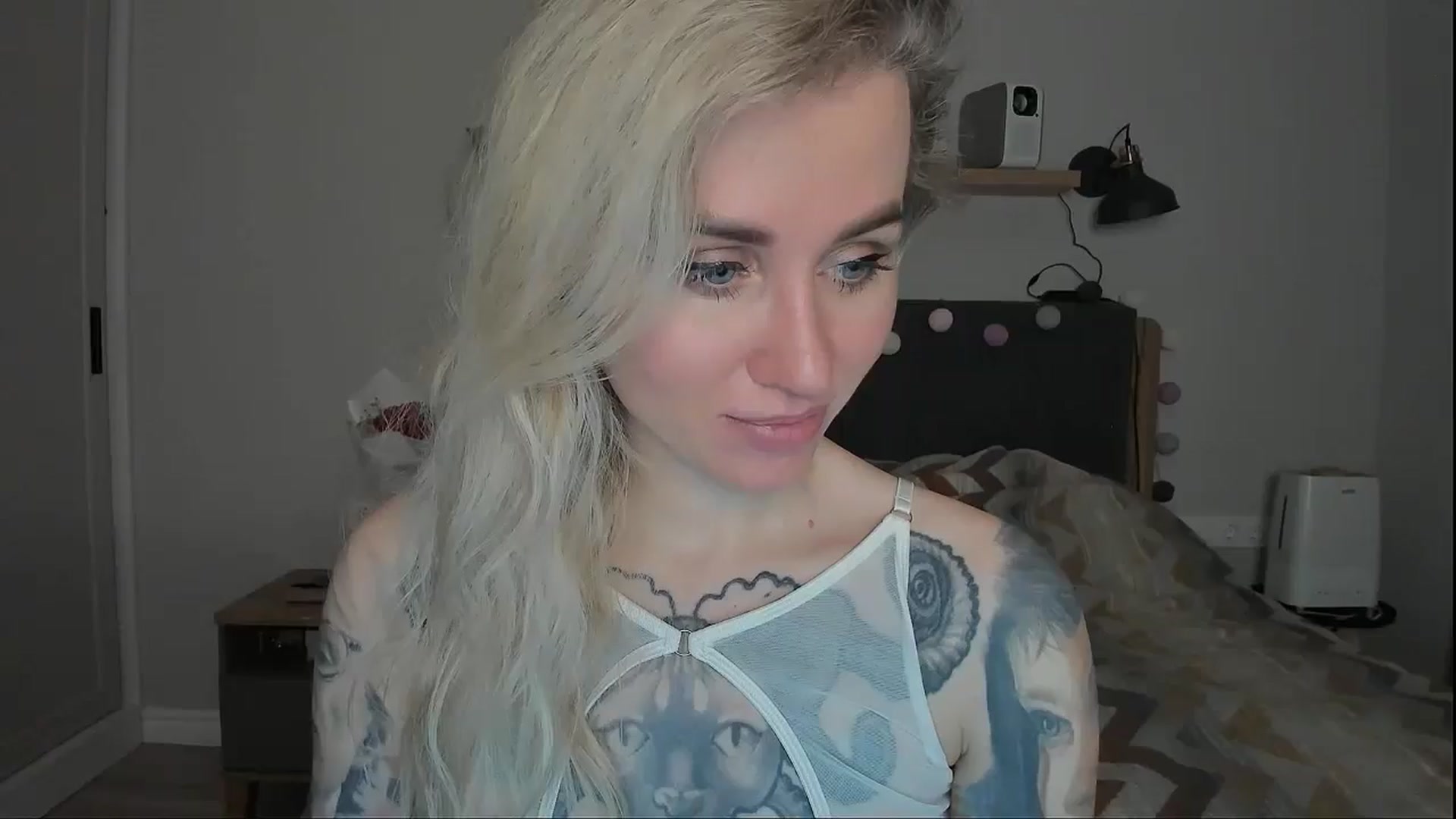 Gallery image thumbnail from Alexa_Smithhh's myfreecams stream on, 10/28/2024, 21:39 image 1 of 20