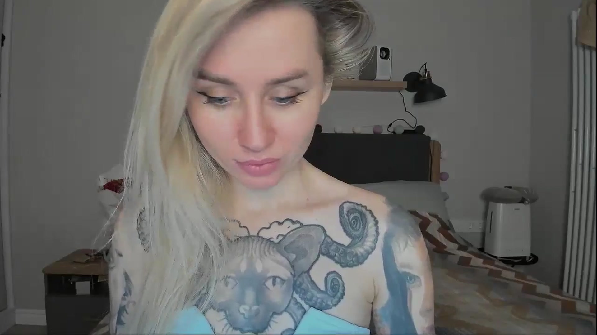 Gallery image thumbnail from Alexa_Smithhh's myfreecams stream on, 10/31/2024, 20:04 image 5 of 20