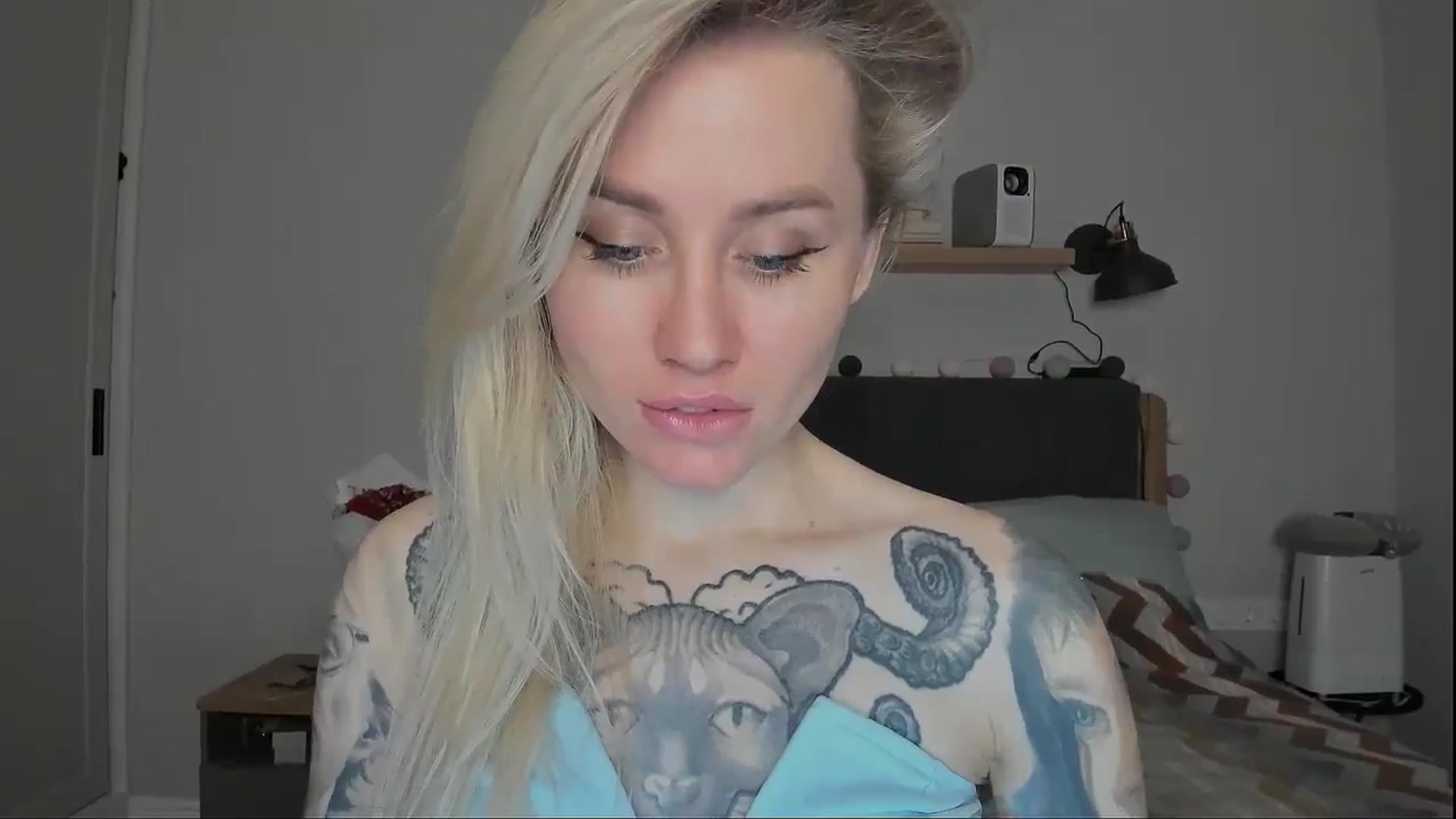 Gallery image thumbnail from Alexa_Smithhh's myfreecams stream on, 10/31/2024, 20:04 image 8 of 20